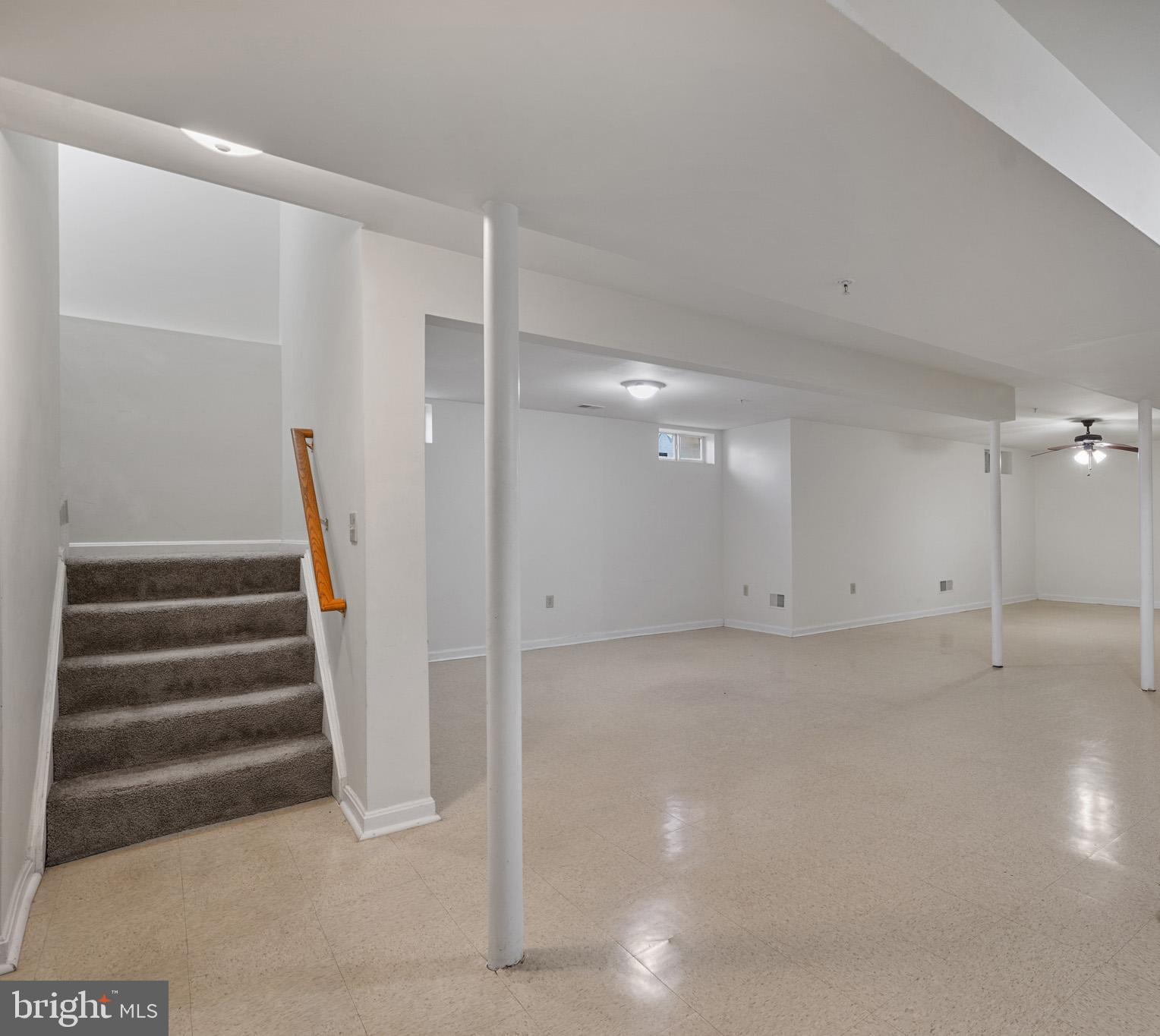 Clinton, Maryland, 20735, United States, 5 Bedrooms Bedrooms, ,4 BathroomsBathrooms,Residential,For Sale,2005620