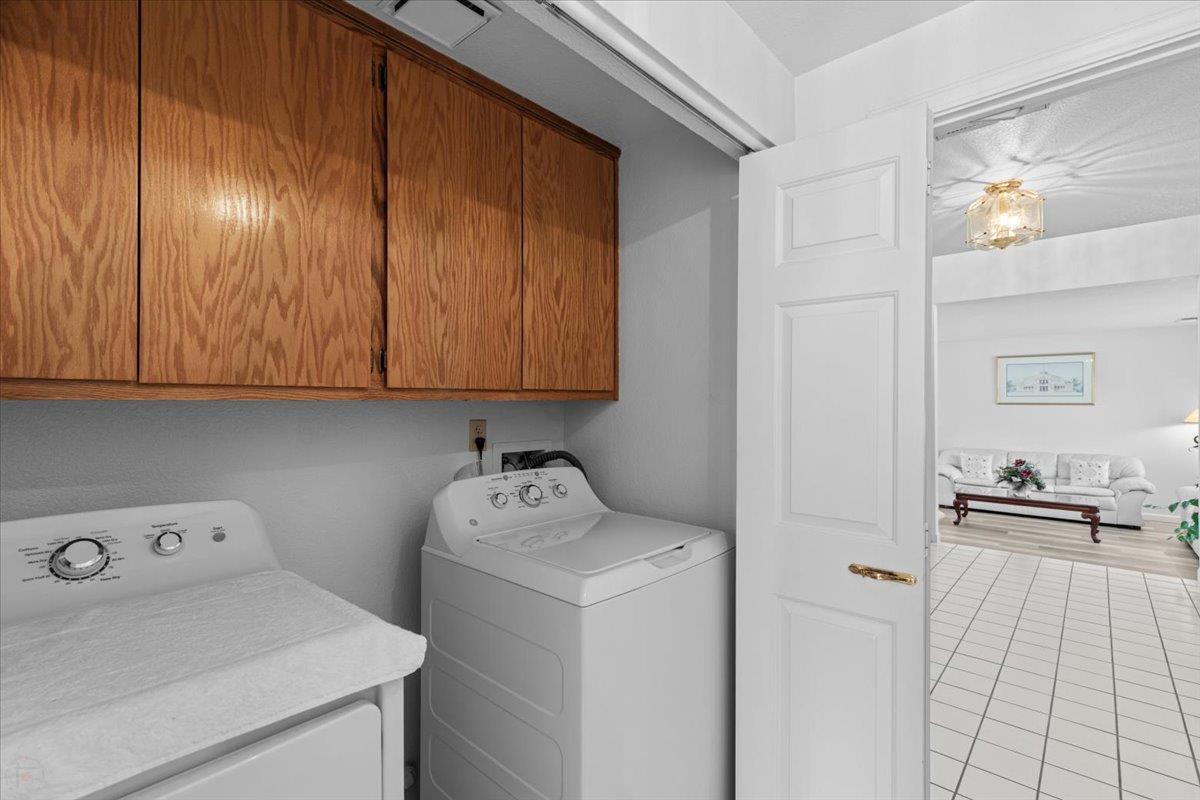 Ceres, California, 95307, United States, 4 Bedrooms Bedrooms, ,3 BathroomsBathrooms,Residential,For Sale,1938445