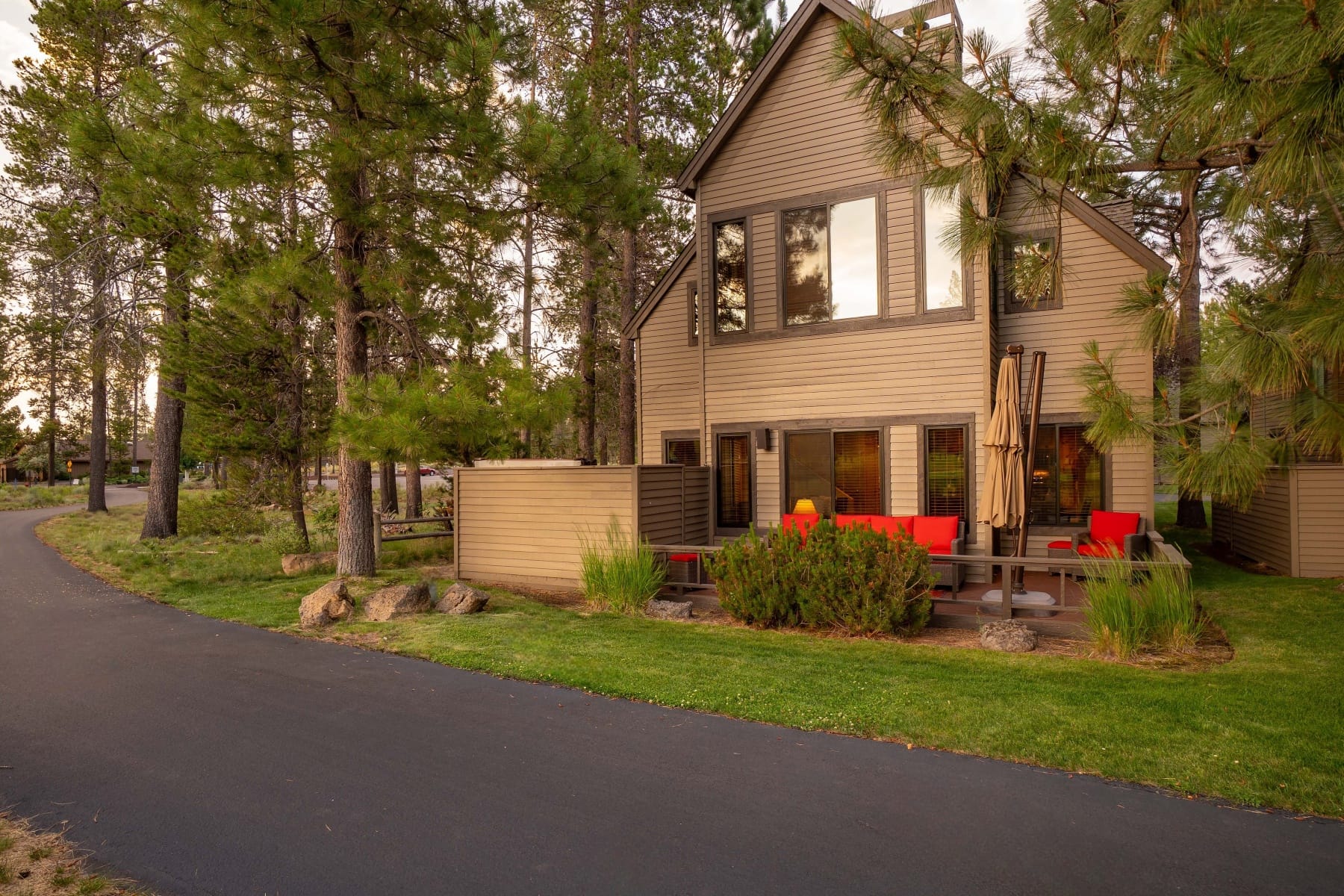  57925 Silver Fir Circle #10 Sunriver, OR 97707 - 物件實景