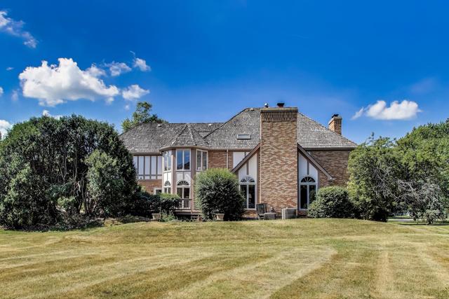 Barrington, Illinois, 60010, United States, 5 Bedrooms Bedrooms, ,6 BathroomsBathrooms,Residential,For Sale,2048661