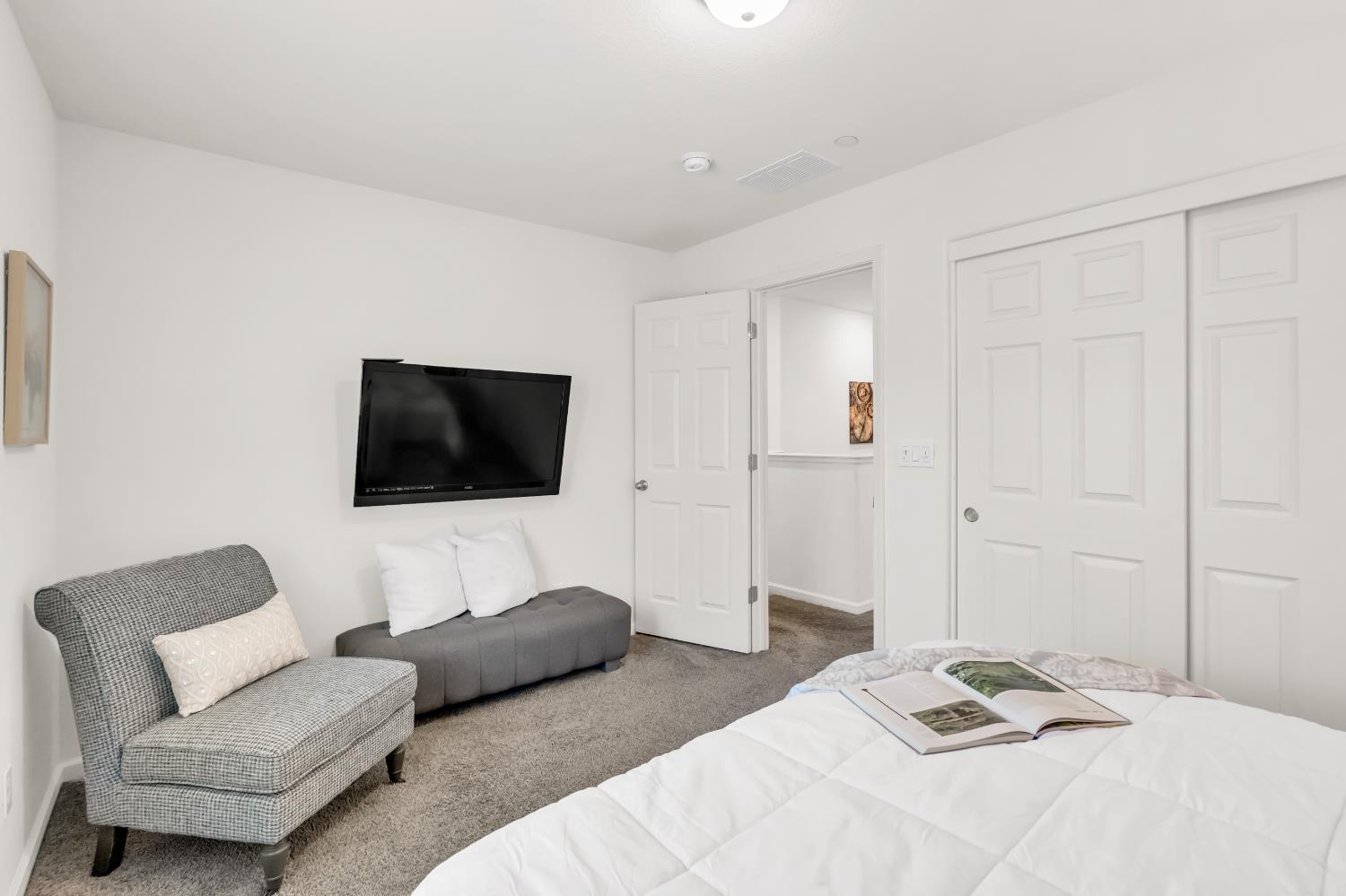 Elk Grove, California, 95758, United States, 3 Bedrooms Bedrooms, ,3 BathroomsBathrooms,Residential,For Sale,1995602