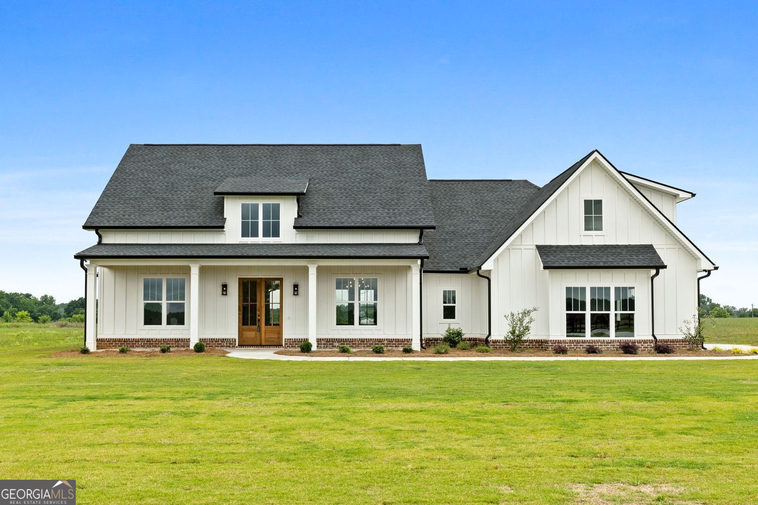 Barnesville, Georgia, 30204, United States, 4 Bedrooms Bedrooms, ,4 BathroomsBathrooms,Residential,For Sale,1859101