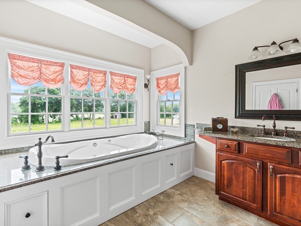 77 Water St, Rehoboth, Massachusetts, 02769, United States, 6 Bedrooms Bedrooms, ,4 BathroomsBathrooms,Residential,For Sale,77 Water St,1229615