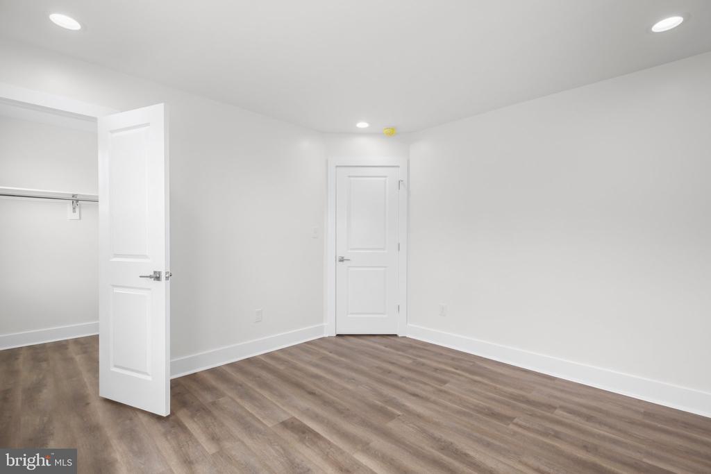 Fredericksburg, Virginia, 22408, United States, 4 Bedrooms Bedrooms, ,4 BathroomsBathrooms,Residential,For Sale,1737760
