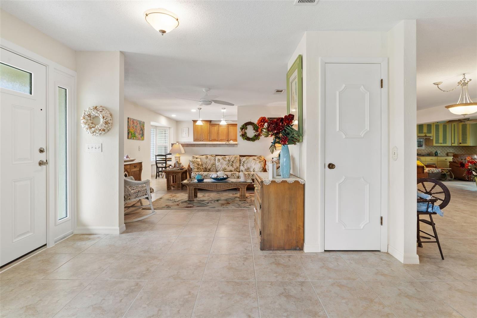 Belleair Beach, Florida, 33786, United States, 2 Bedrooms Bedrooms, ,3 BathroomsBathrooms,Residential,For Sale,1930799