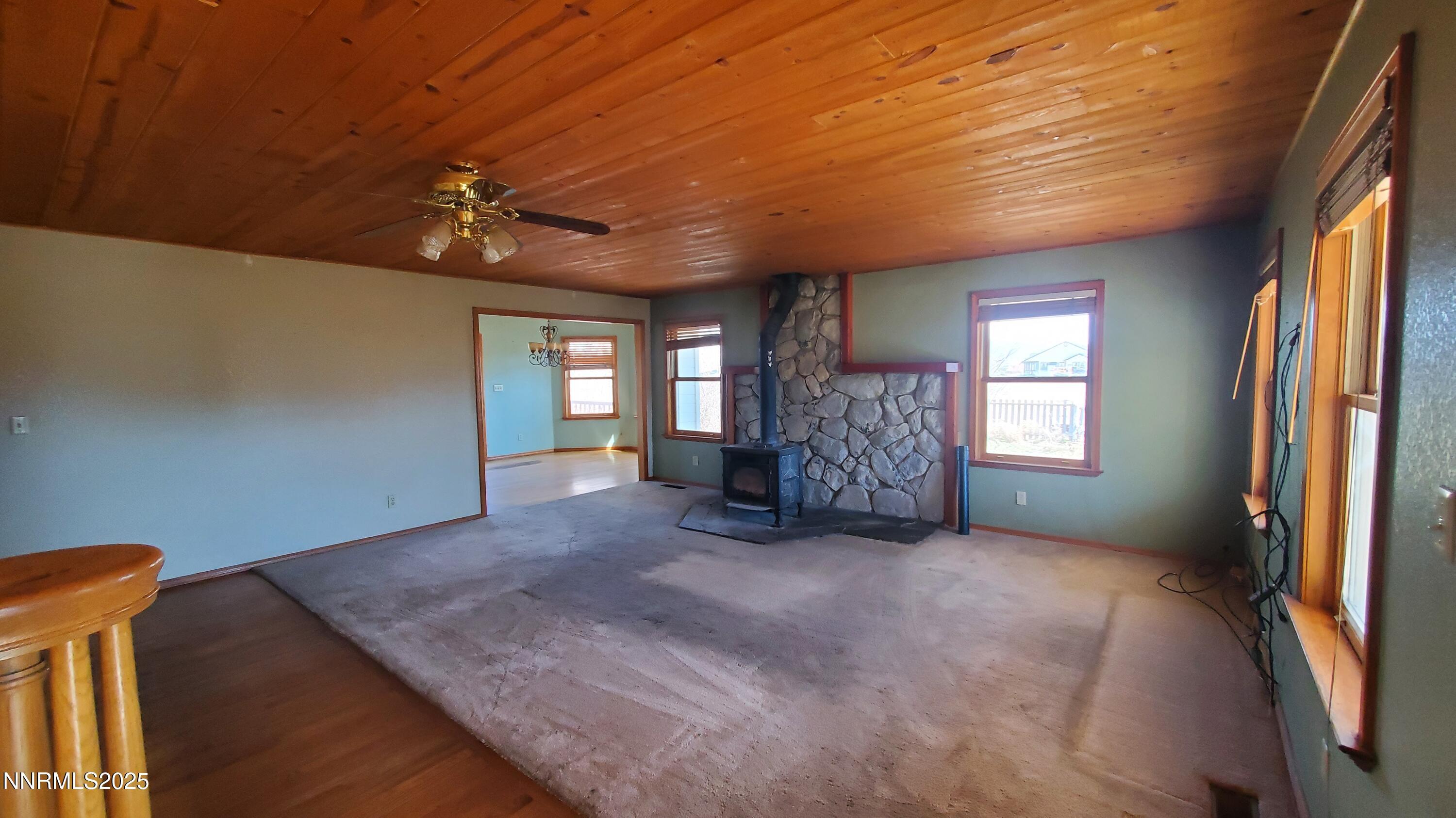 Wellington, Nevada, 89444, United States, 5 Bedrooms Bedrooms, ,3 BathroomsBathrooms,Residential,For Sale,1951410
