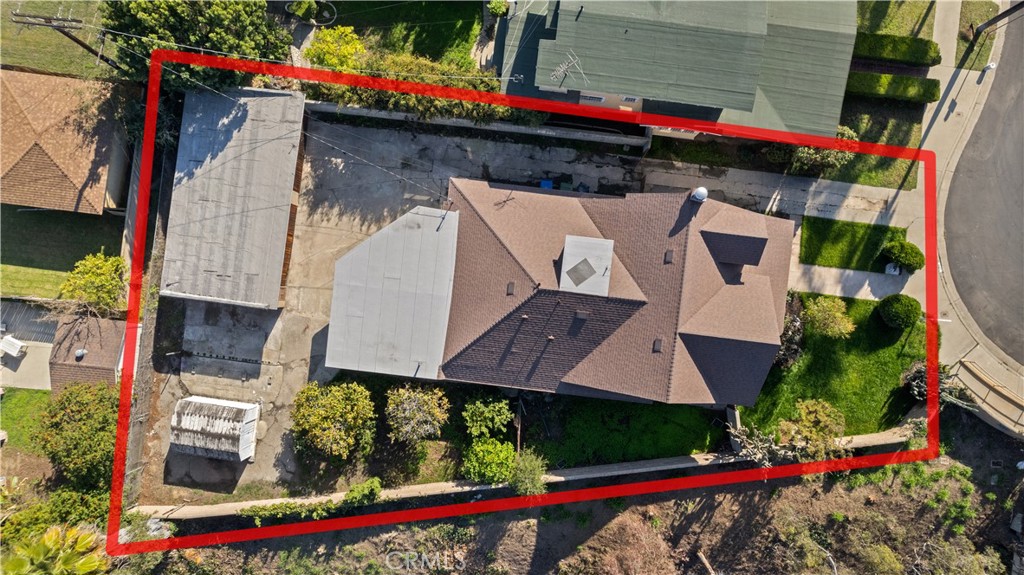 Los Angeles, California, 90018, United States, 6 Bedrooms Bedrooms, ,1 BathroomBathrooms,Residential,For Sale,2001220