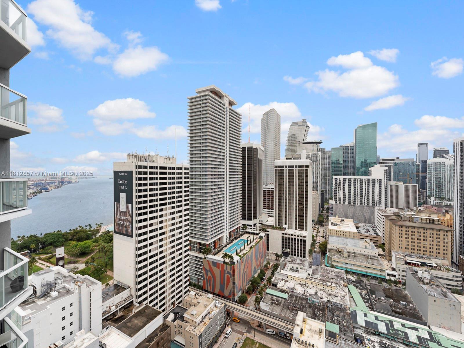 Miami, Florida, 33132, United States, 2 Bedrooms Bedrooms, ,2 BathroomsBathrooms,Residential,For Sale,1838941