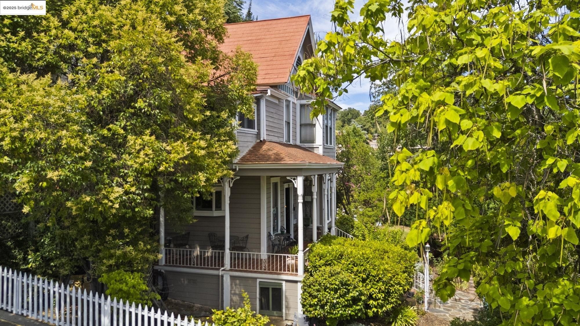 Sonora, California, 95370, United States, 5 Bedrooms Bedrooms, ,5 BathroomsBathrooms,Residential,For Sale,1903686