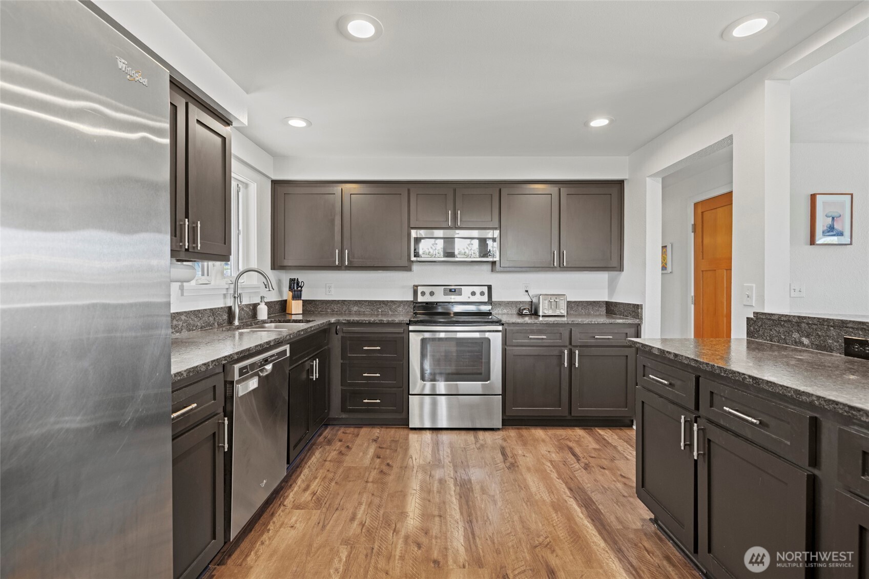 Anacortes, Washington, 98221, United States, 3 Bedrooms Bedrooms, ,1 BathroomBathrooms,Residential,For Sale,1914220