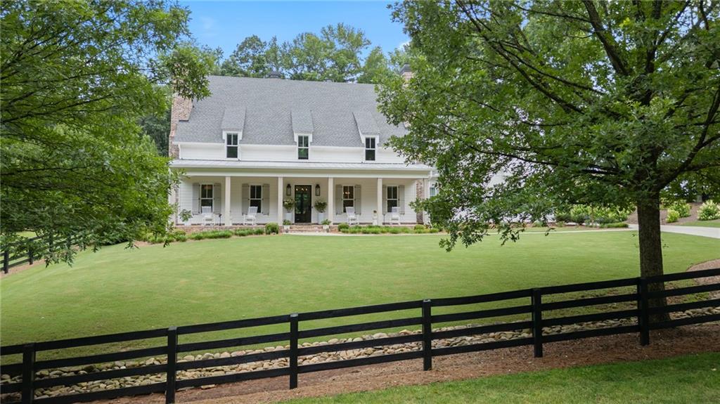 Canton, Georgia, 30115, United States, 5 Bedrooms Bedrooms, ,5 BathroomsBathrooms,Residential,For Sale,1878589