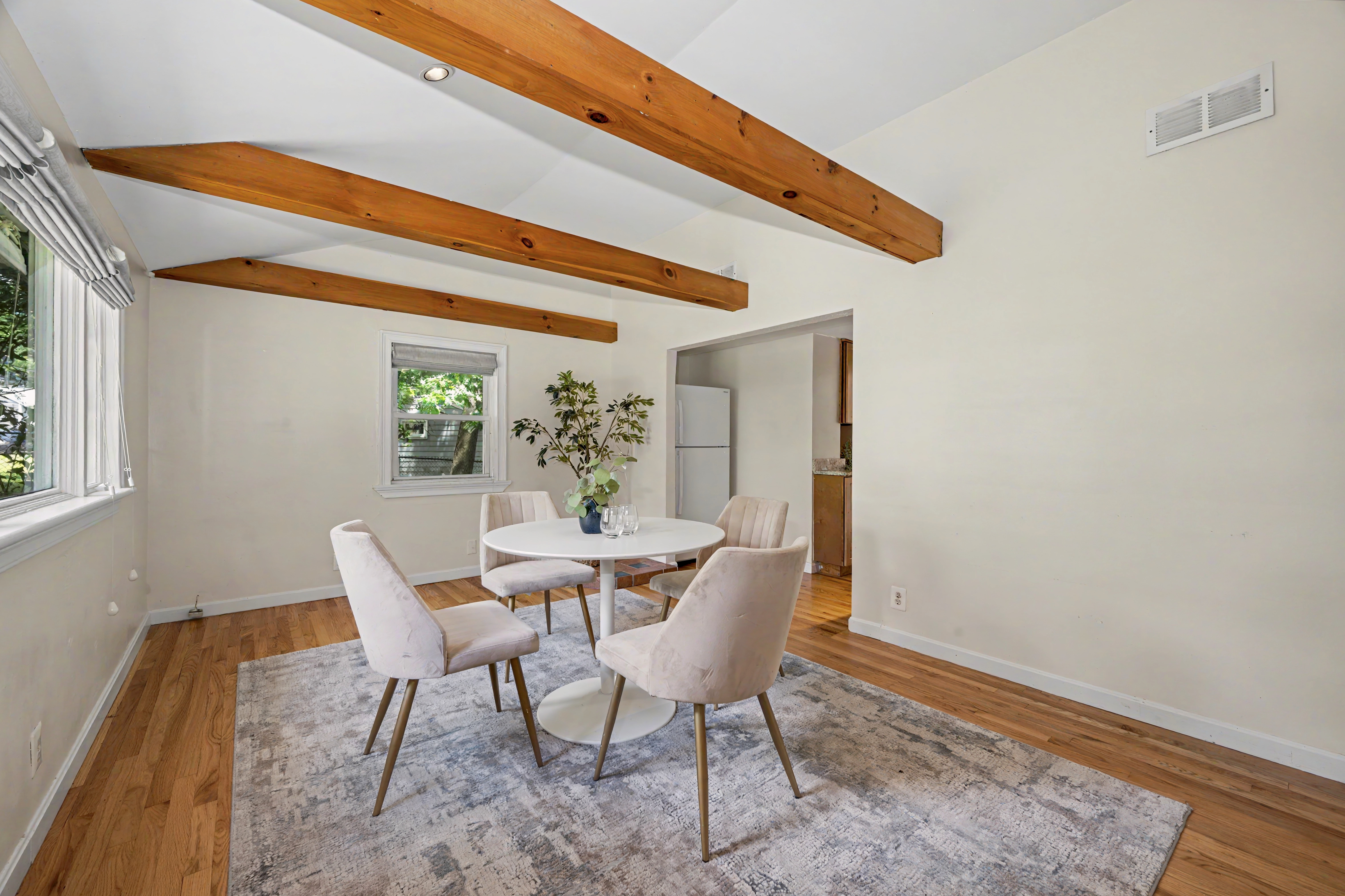  12 Vista Circle, Arlington, MA, 02474 - 物件實景