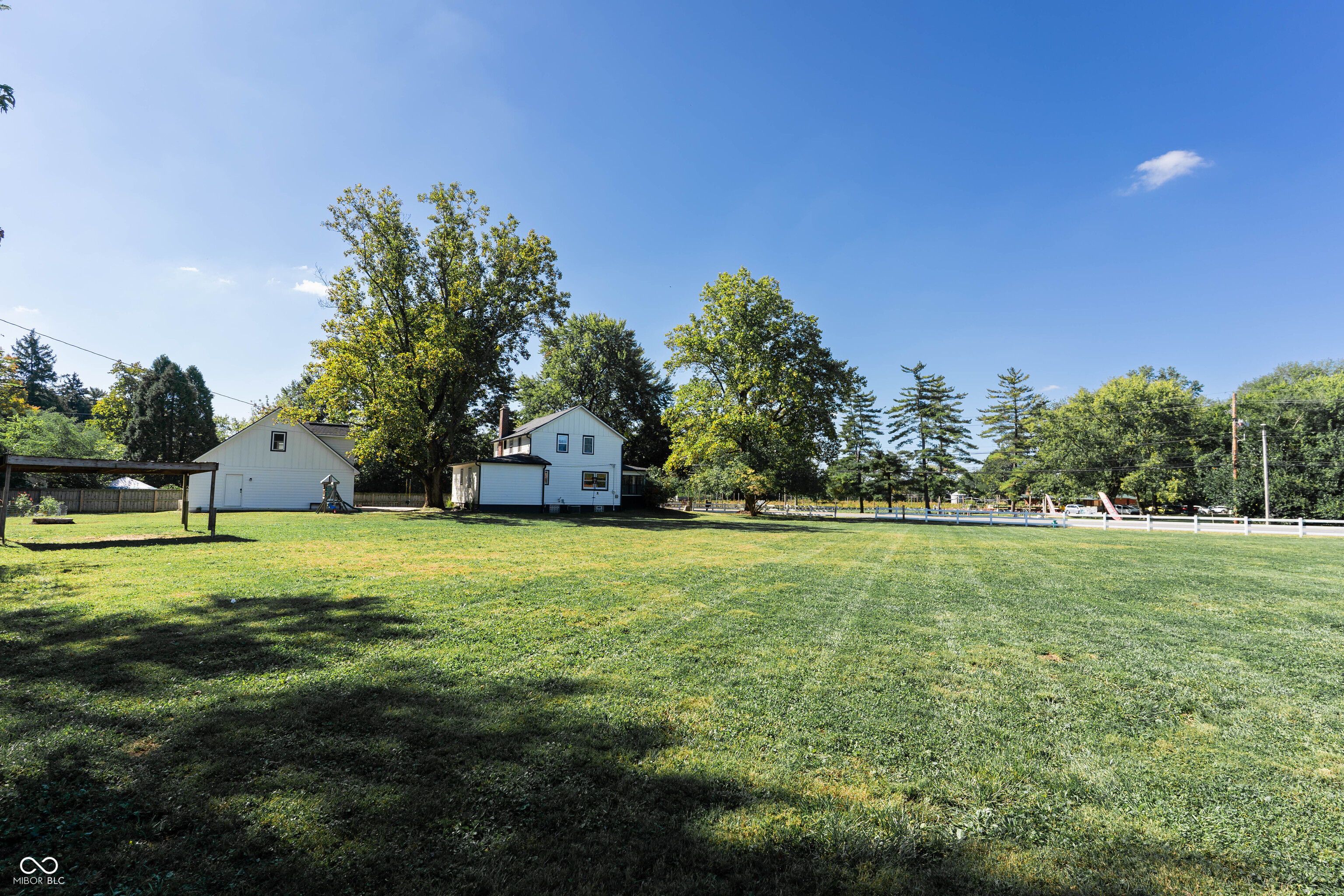 Indianapolis, Indiana, 46268, United States, 4 Bedrooms Bedrooms, ,2 BathroomsBathrooms,Residential,For Sale,1981741