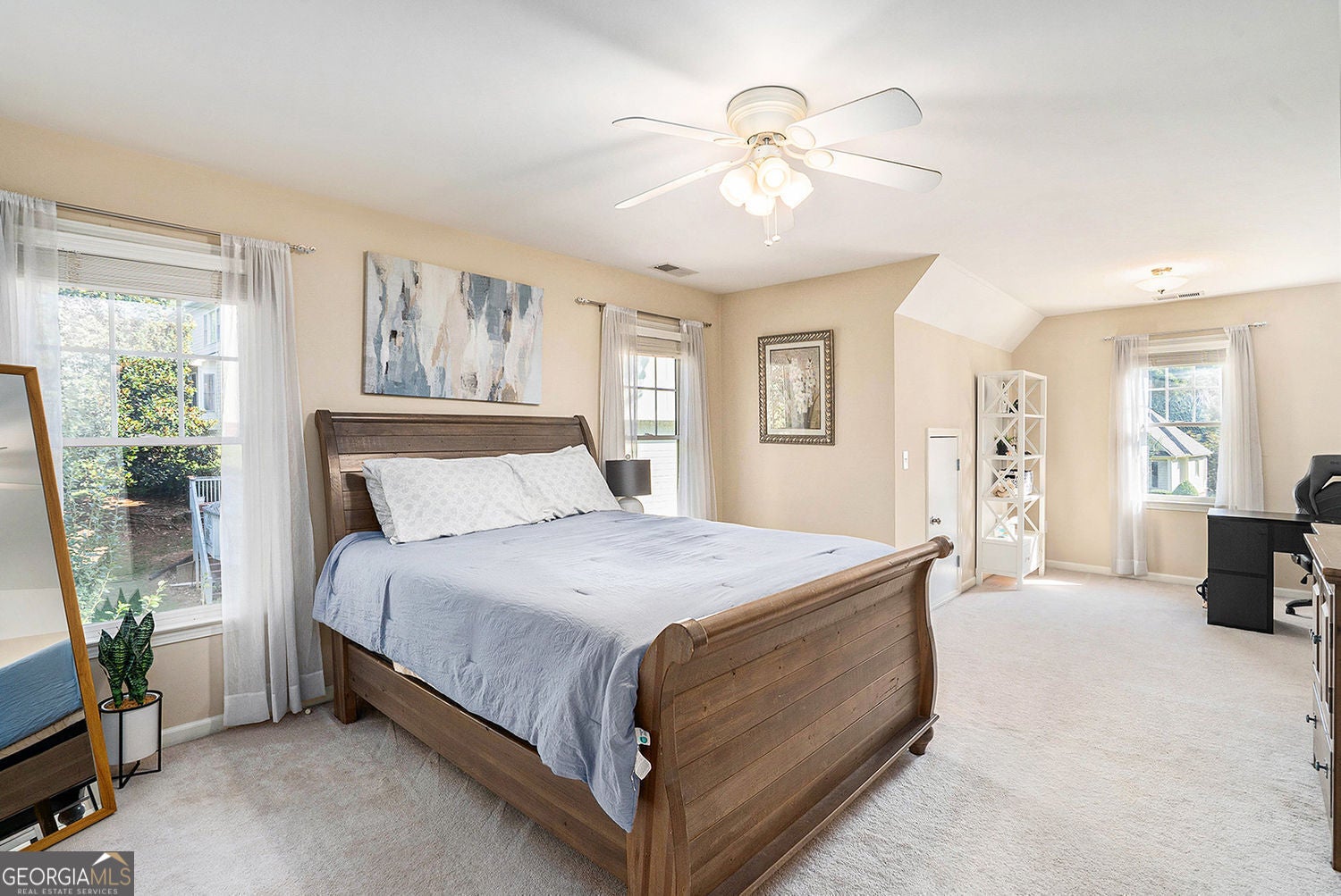 Douglasville, Georgia, 30135, United States, 5 Bedrooms Bedrooms, ,5 BathroomsBathrooms,Residential,For Sale,1913993