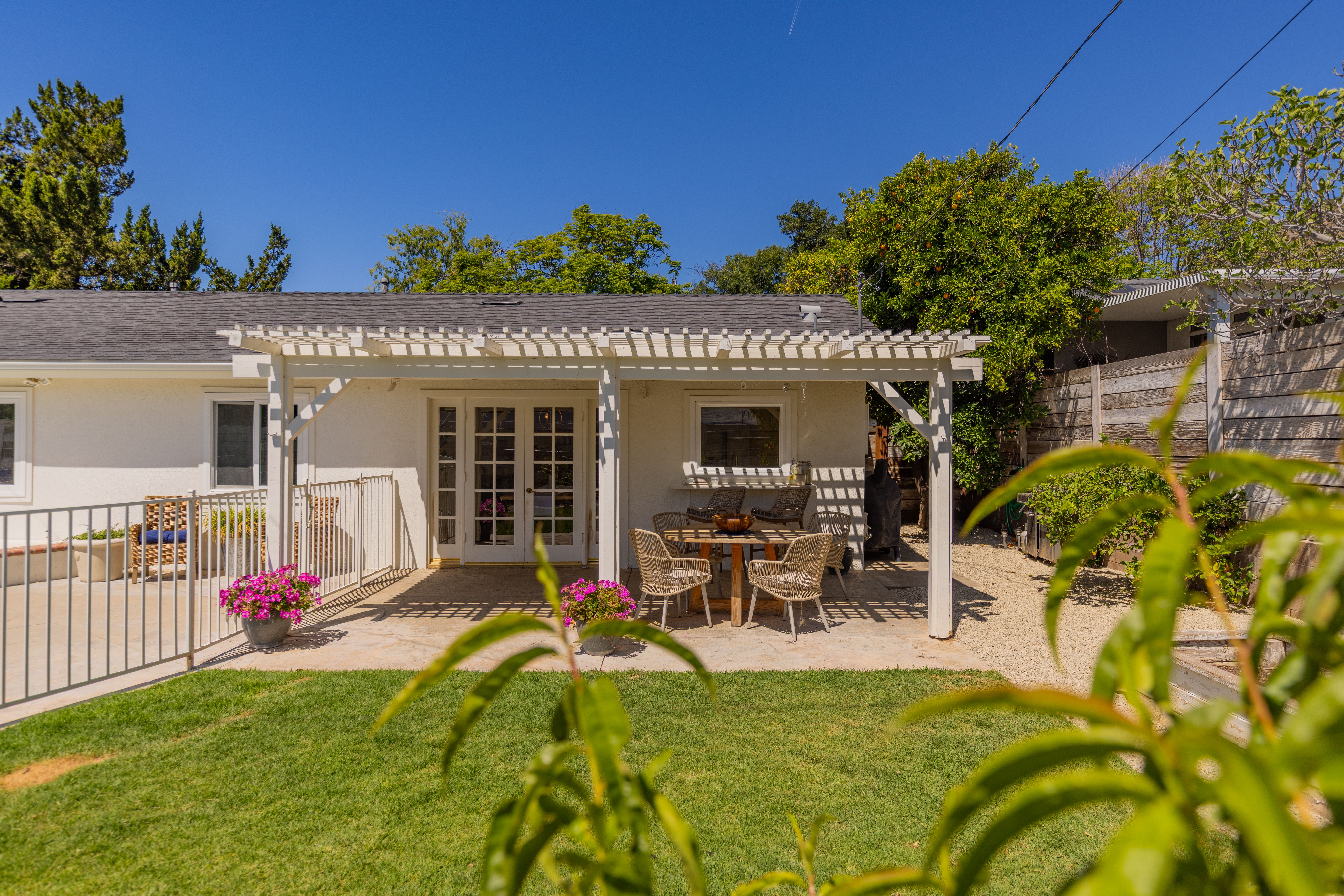  1402 Drown Avenue, Ojai, CA 93023 - 物件實景