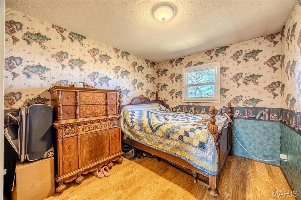 Lebanon, Missouri, 65536, United States, 5 Bedrooms Bedrooms, ,2 BathroomsBathrooms,Residential,For Sale,1922882