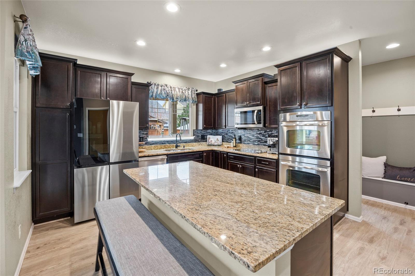 Aurora, Colorado, 80018, United States, 5 Bedrooms Bedrooms, ,3 BathroomsBathrooms,Residential,For Sale,1993047