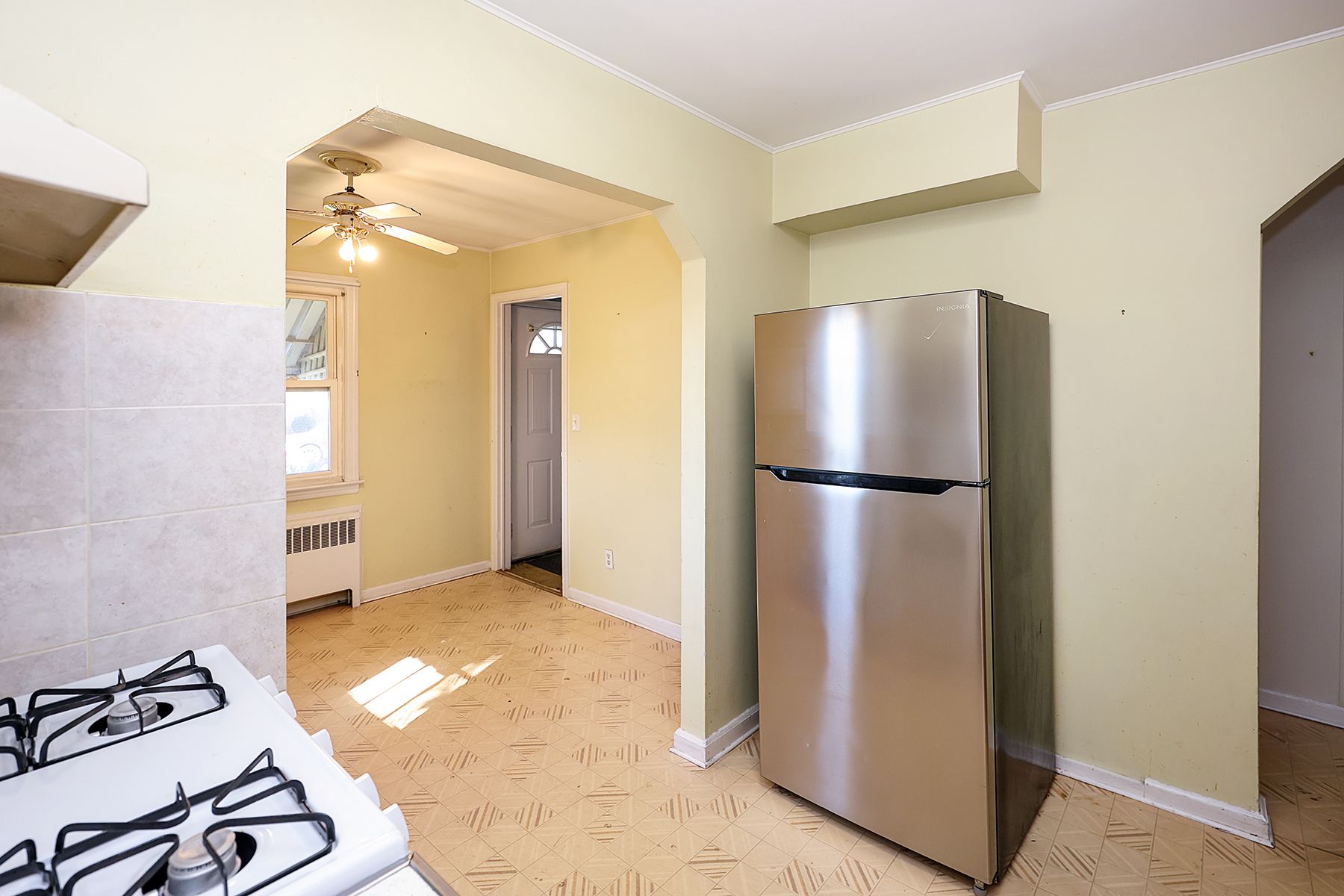  62 9th Avenue, Mineola, NY, 11501 - 物件實景
