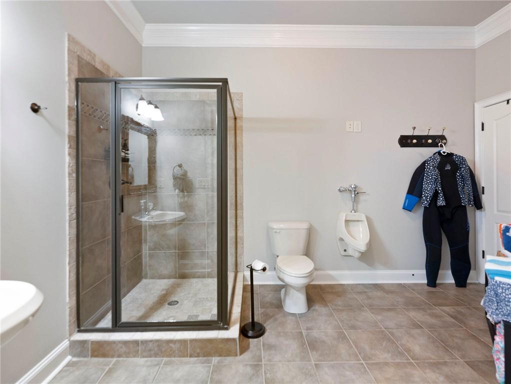 Braselton, Georgia, 30517, United States, 6 Bedrooms Bedrooms, ,7 BathroomsBathrooms,Residential,For Sale,1795599
