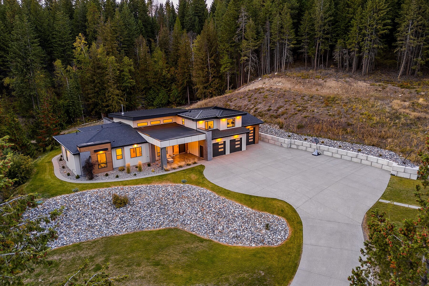  Gorgeous Custom Home - 物件實景