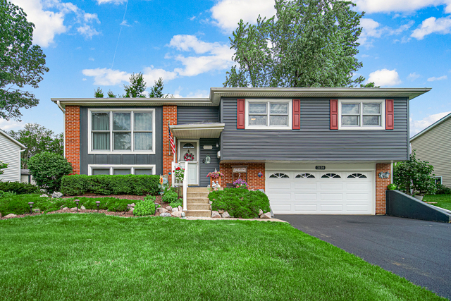 Everglade Ave, Woodridge, IL 60517