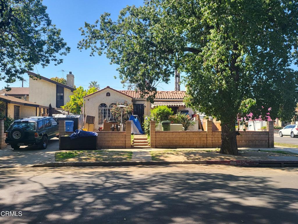 Los Angeles, California, 90039, United States, ,Residential,For Sale,1932545