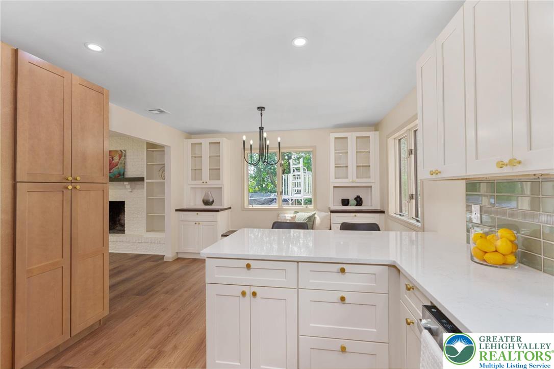 Washington Twp, Pennsylvania, 18080, United States, 3 Bedrooms Bedrooms, ,3 BathroomsBathrooms,Residential,For Sale,1984610