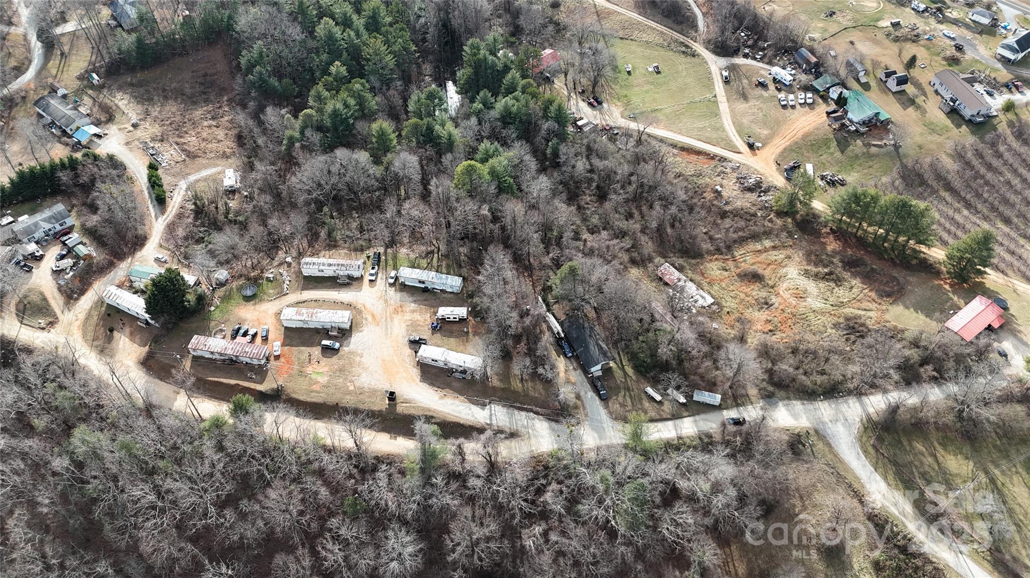 Flat Rock, North Carolina, 28731, United States, 3 Bedrooms Bedrooms, ,2 BathroomsBathrooms,Residential,For Sale,1983632