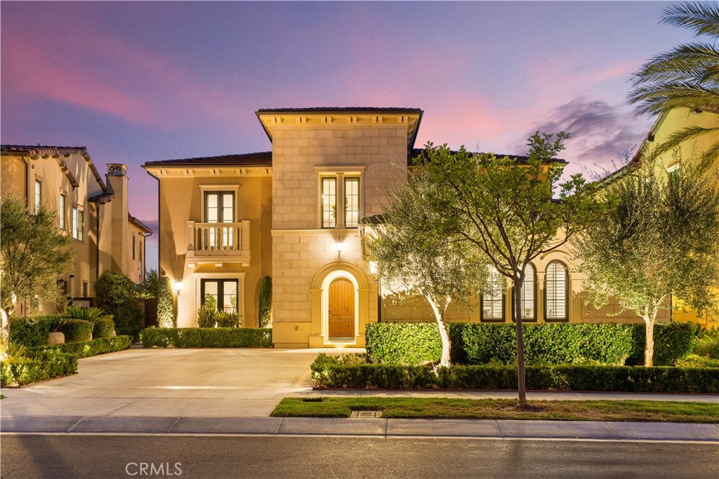 Irvine, California, 92602, United States, 5 Bedrooms Bedrooms, ,6 BathroomsBathrooms,Residential,For Sale,1982881