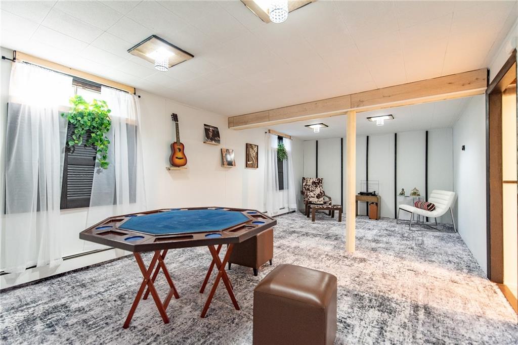 North Attleboro, Massachusetts, 02760, United States, 3 Bedrooms Bedrooms, ,1 BathroomBathrooms,Residential,For Sale,1975317