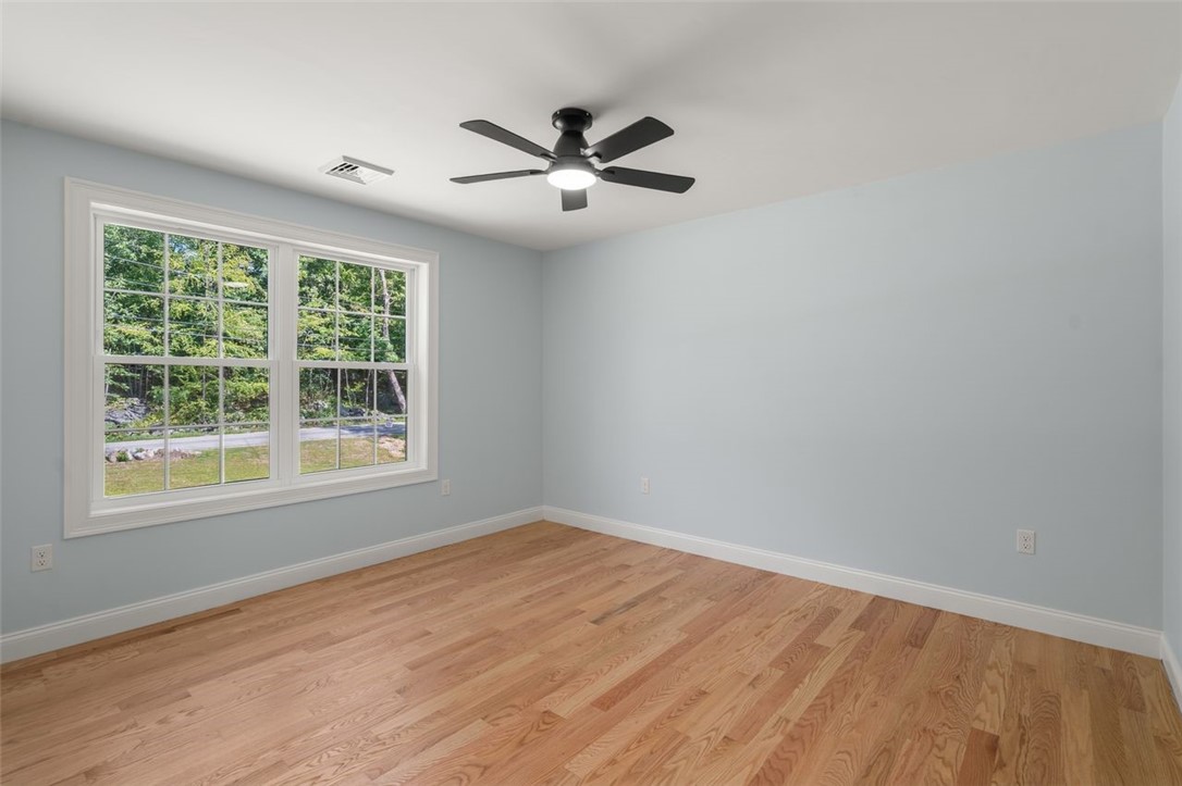 Cumberland, Rhode Island, 02864, United States, 3 Bedrooms Bedrooms, ,3 BathroomsBathrooms,Residential,For Sale,1991986