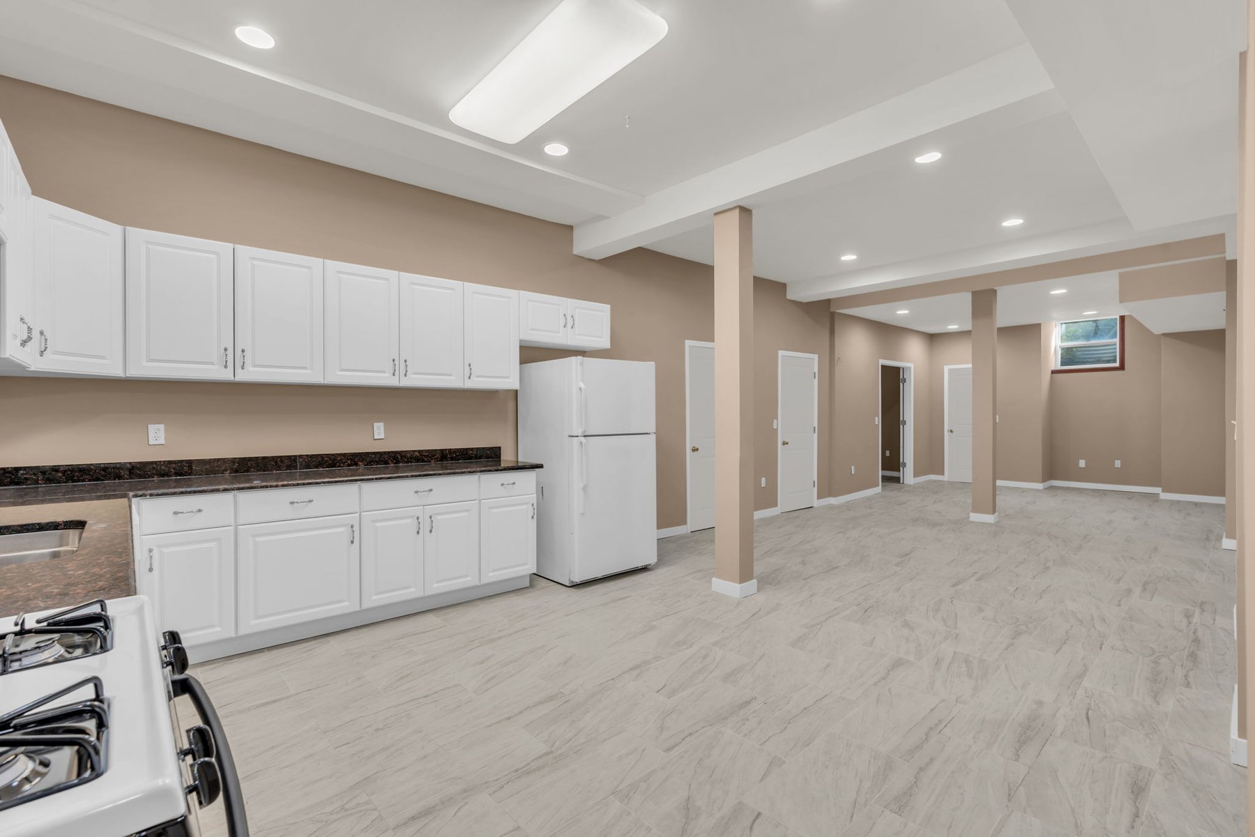  Luxury Multi-Generational Estate - 物件實景
