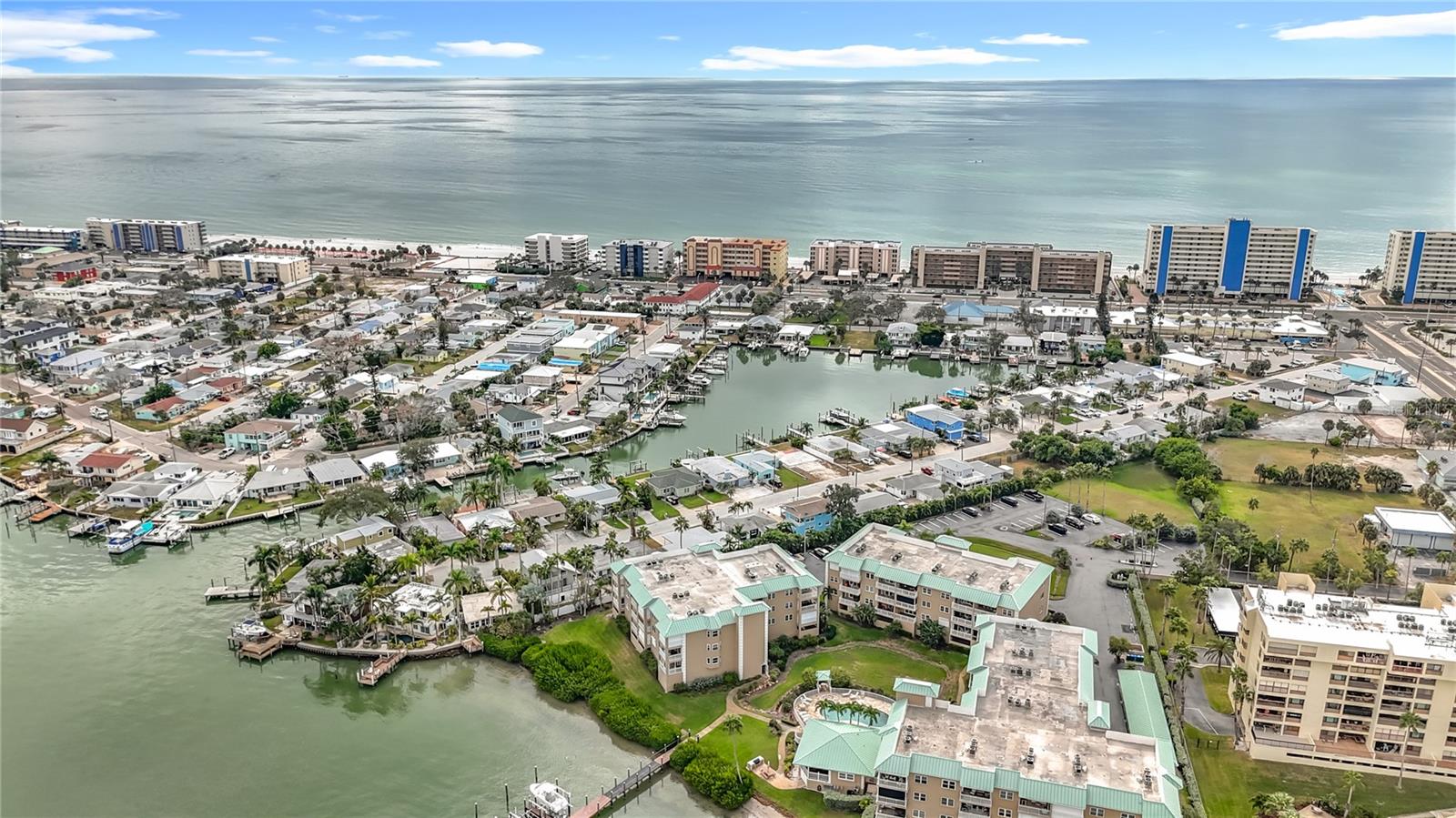 Madeira Beach, Florida, 33708, United States, 2 Bedrooms Bedrooms, ,2 BathroomsBathrooms,Residential,For Sale,1985682