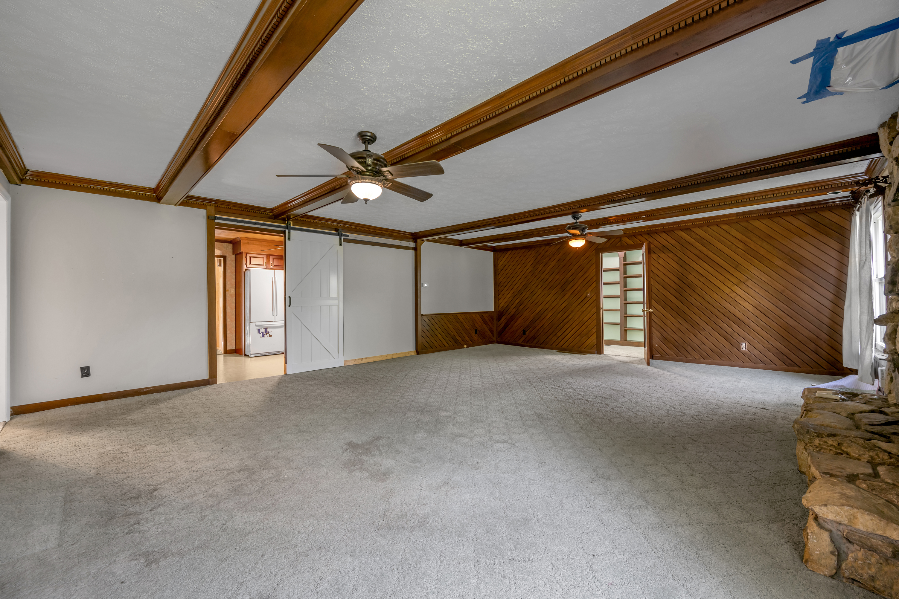  184 E Tiverton Way - 物件實景