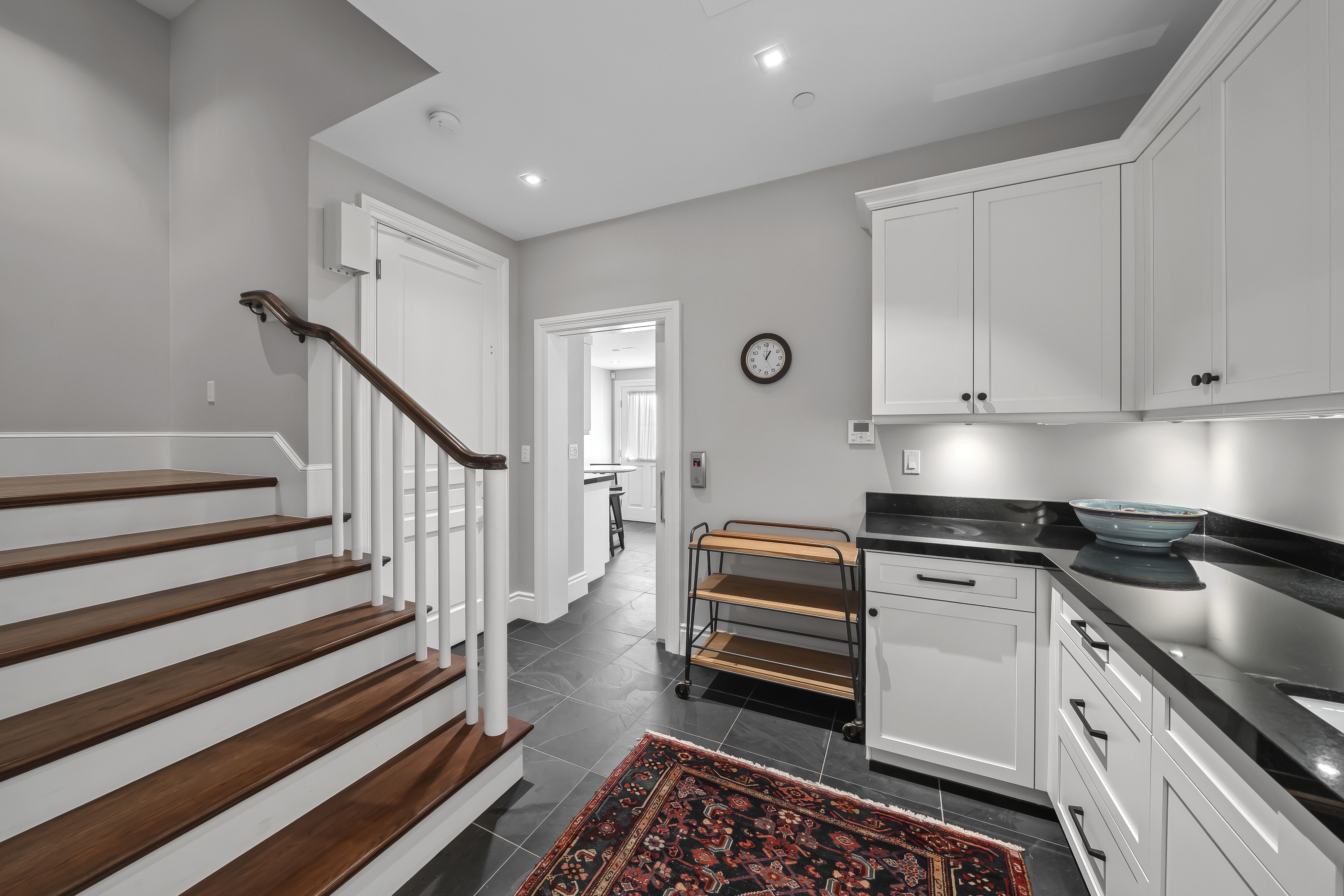  Classic Brownstone Architecture Meets Sophisticated Contemporary Living - 物件實景