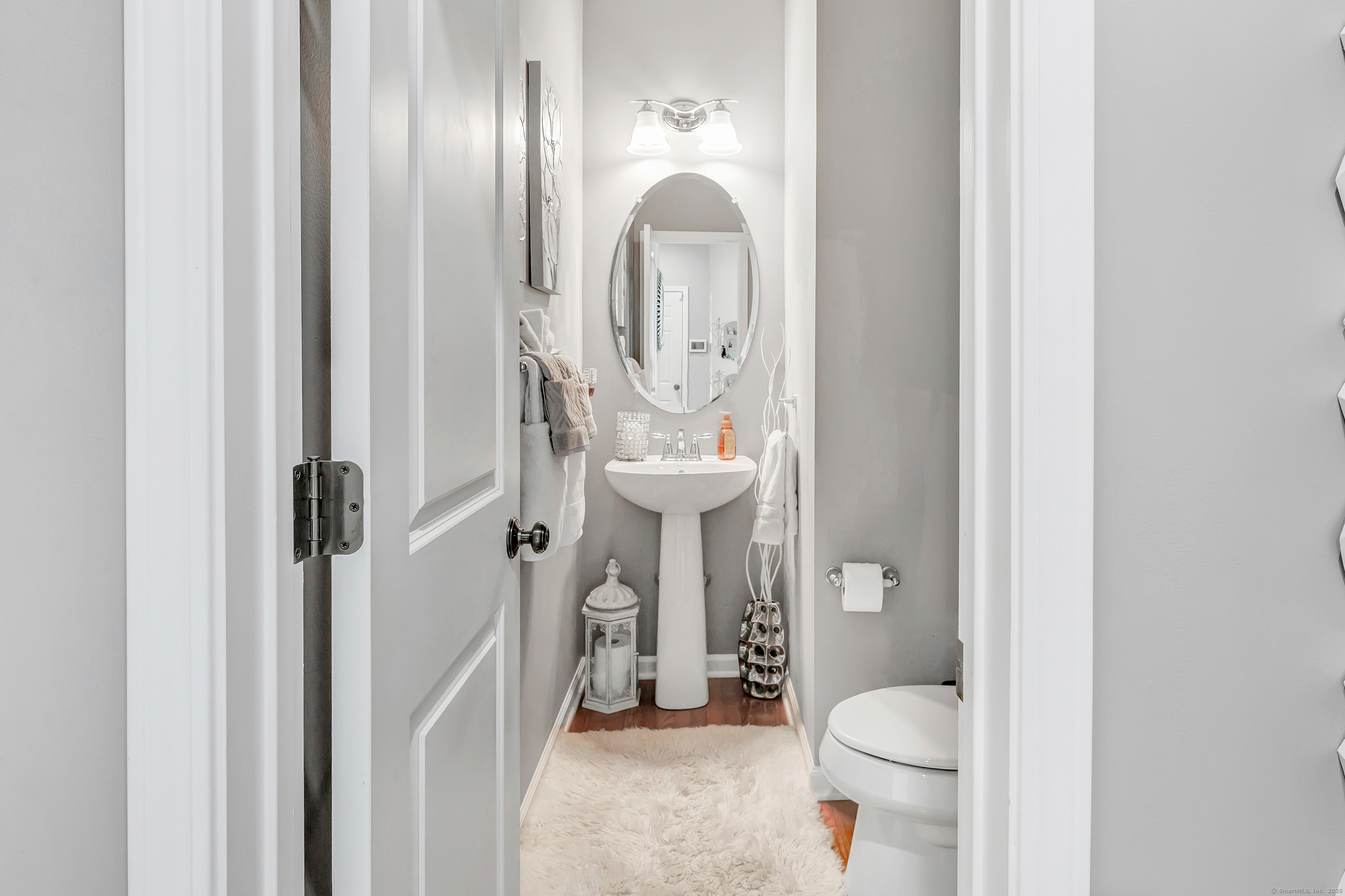 Seymour, Connecticut, 06483, United States, 4 Bedrooms Bedrooms, ,3 BathroomsBathrooms,Residential,For Sale,1906735
