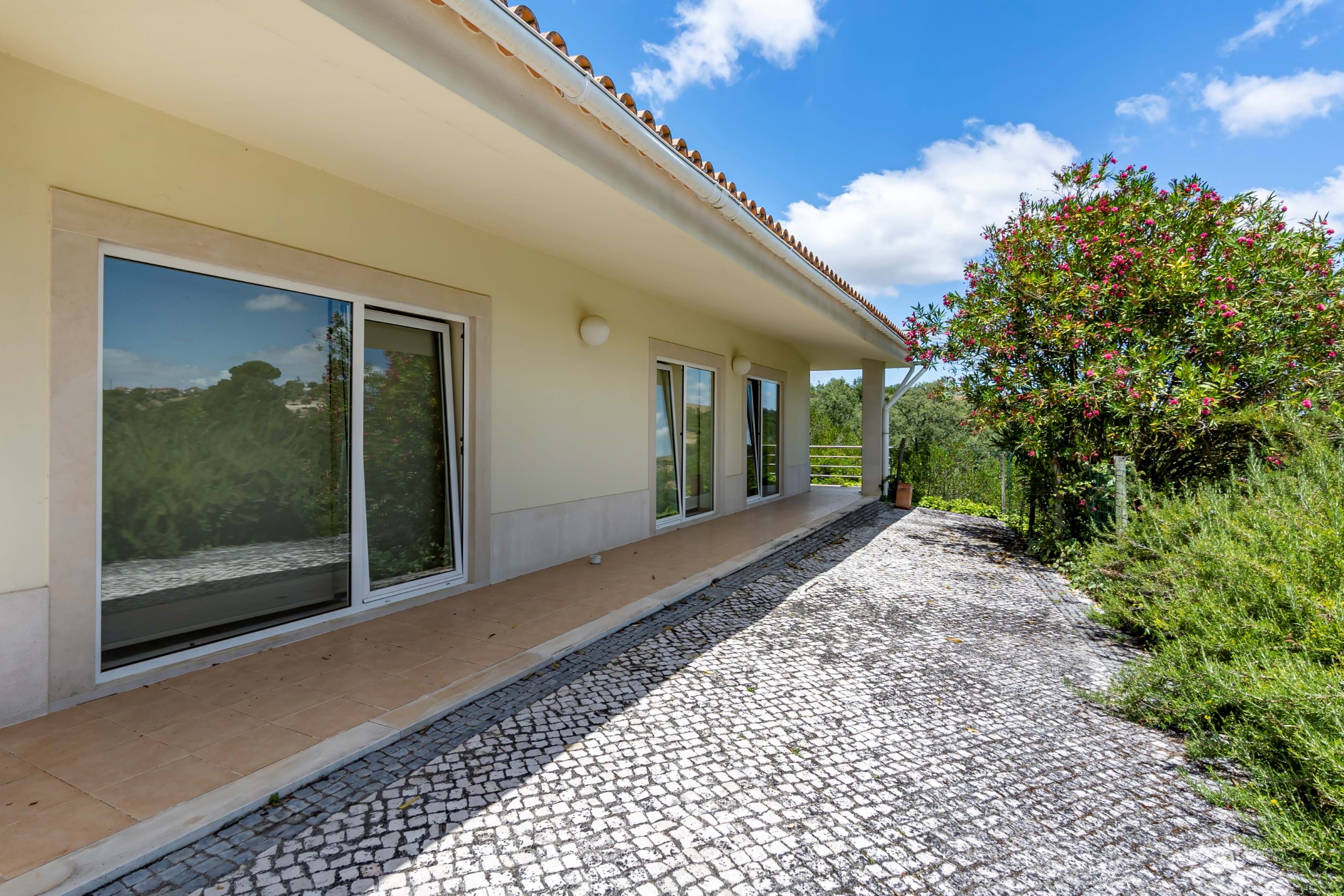 Santarém, Santarém, 2005-116, PT, 7 Bedrooms Bedrooms, ,7 BathroomsBathrooms,Residential,For Sale,1699627