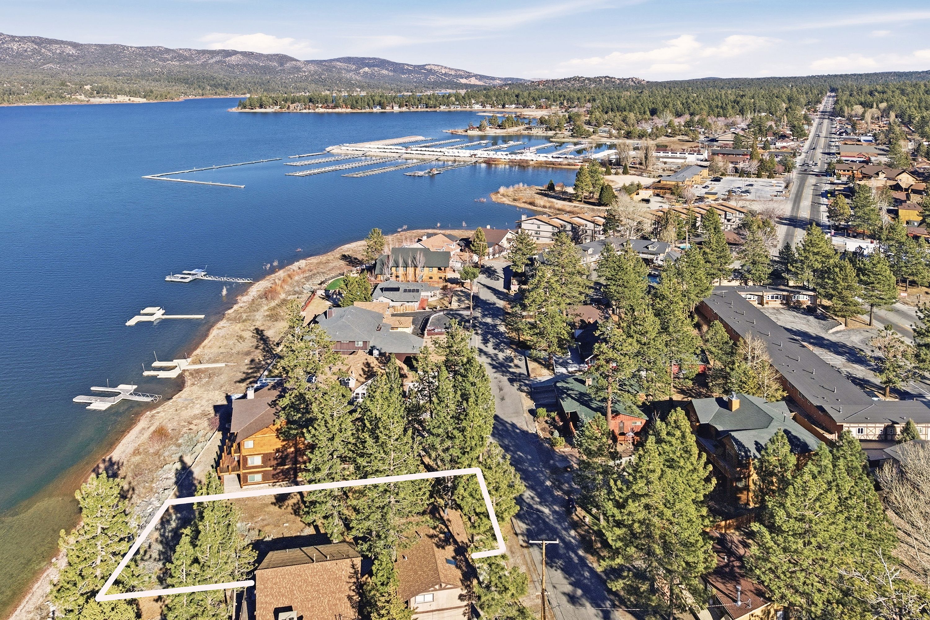  40598 Simonds Drive, Big Bear Lake, CA 92315 - 物件實景