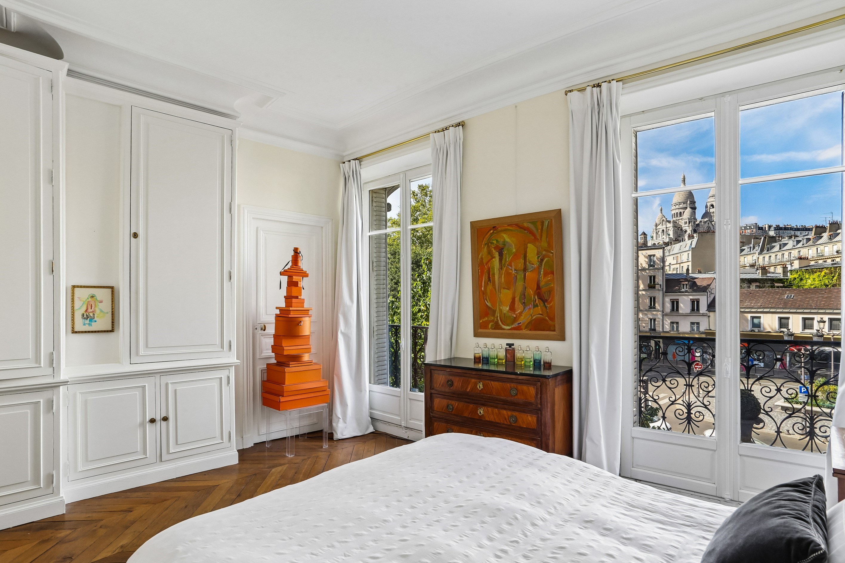  Paris 9th – Elegant Haussmannian Apartment, Wraparound Balcony, Sacré-Cœur Views - 物件實景