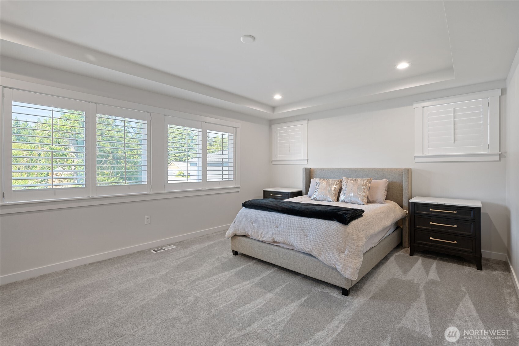 Puyallup, Washington, 98373, United States, 5 Bedrooms Bedrooms, ,2 BathroomsBathrooms,Residential,For Sale,1901198