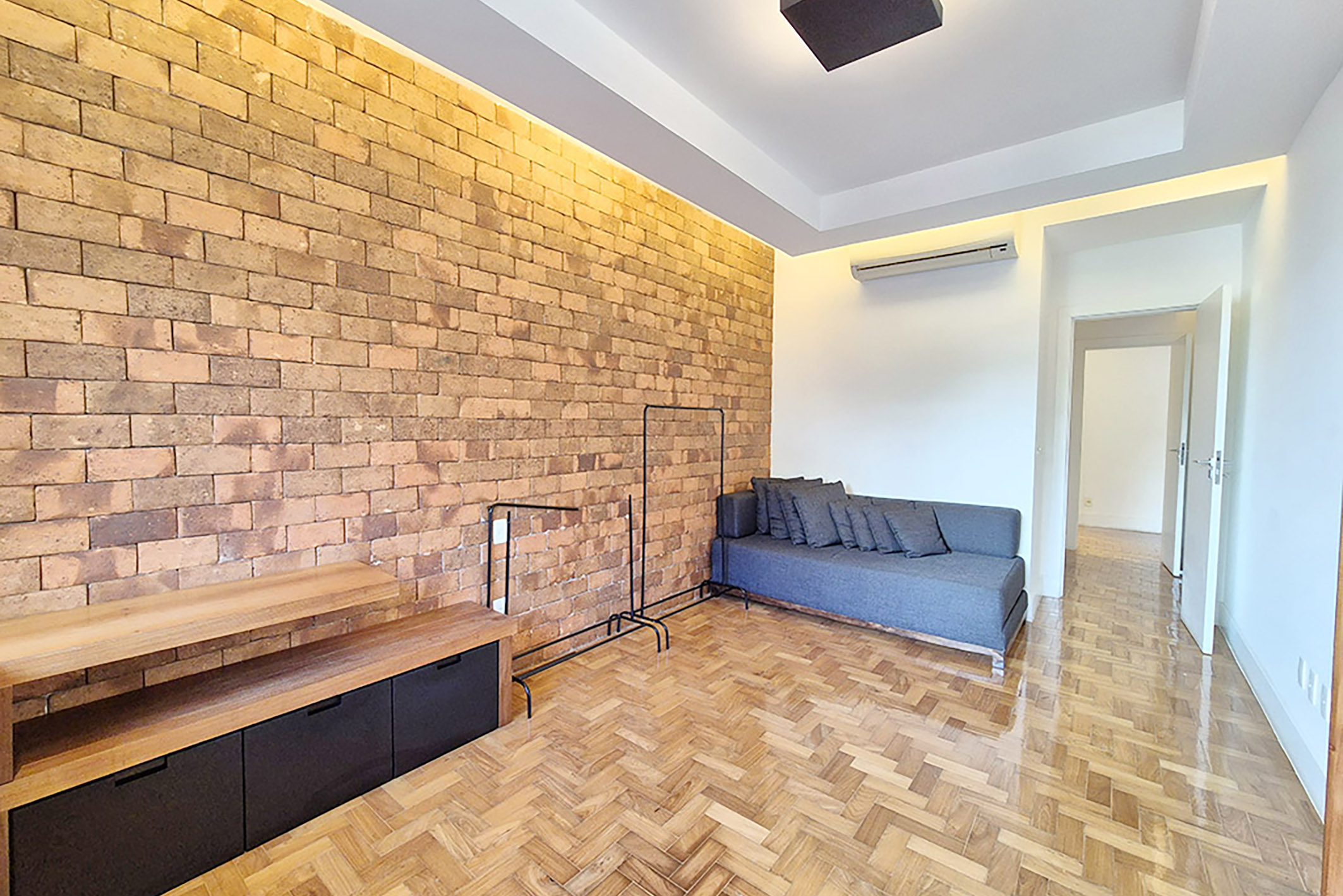  Renovated Apartment on Praça Eugênio Jardim - 物件實景