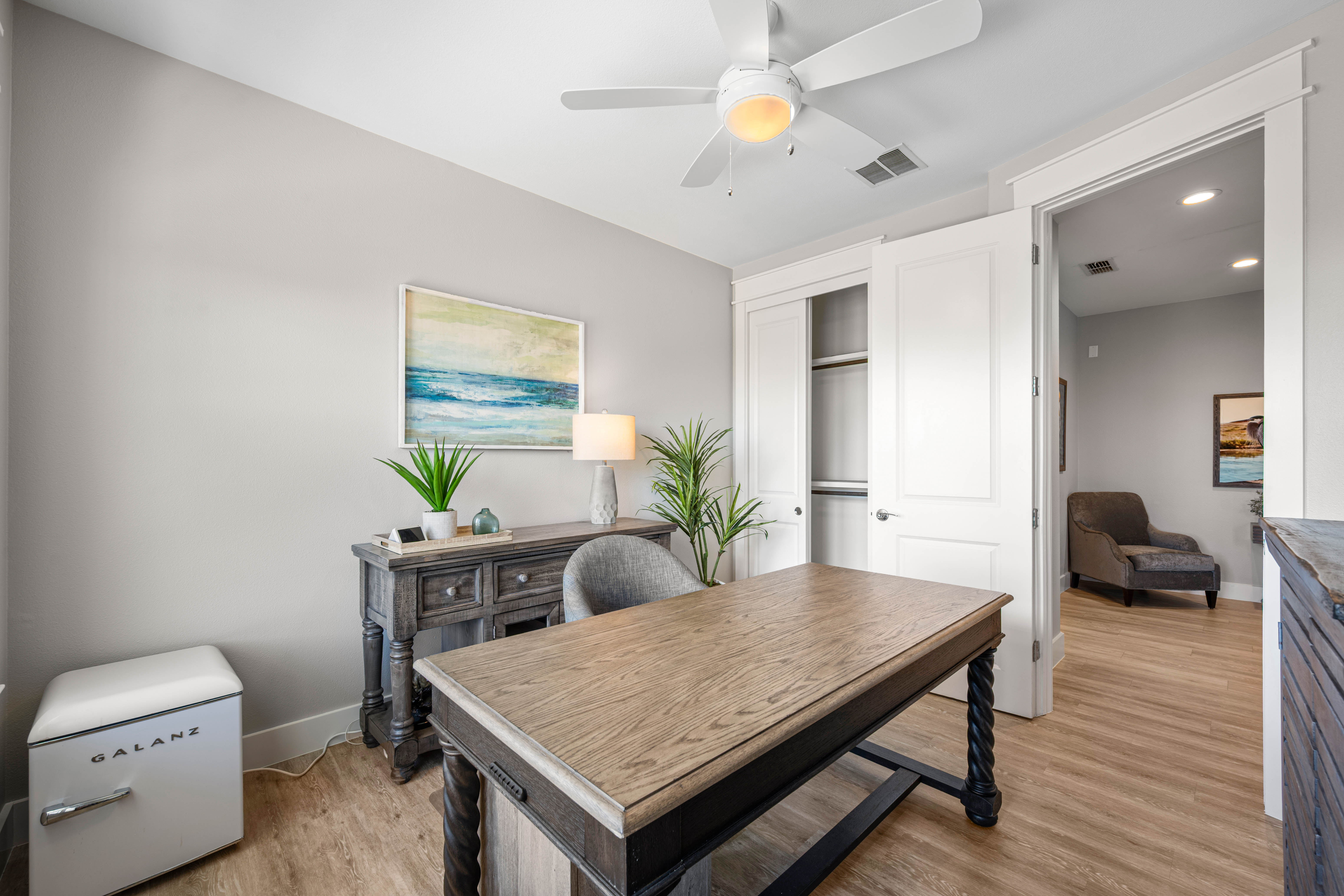  Relaxing 4BR Waterfront Condo - 物件實景