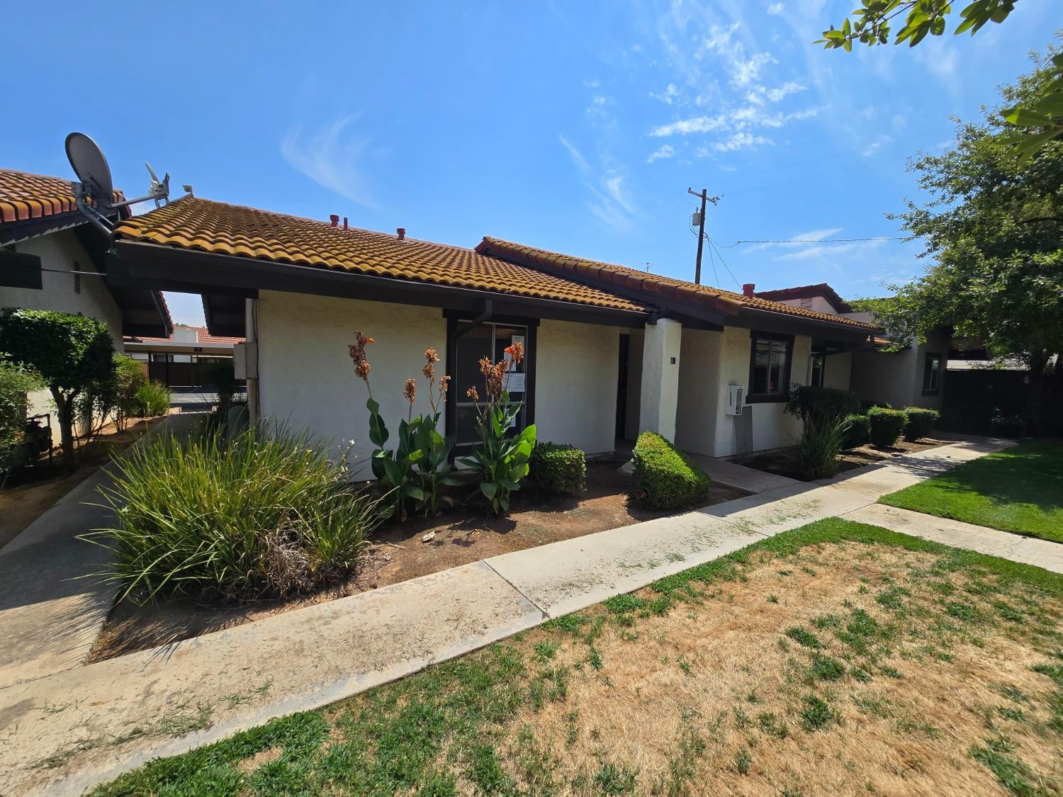 Maroa Ave, Fresno, CA 93704
