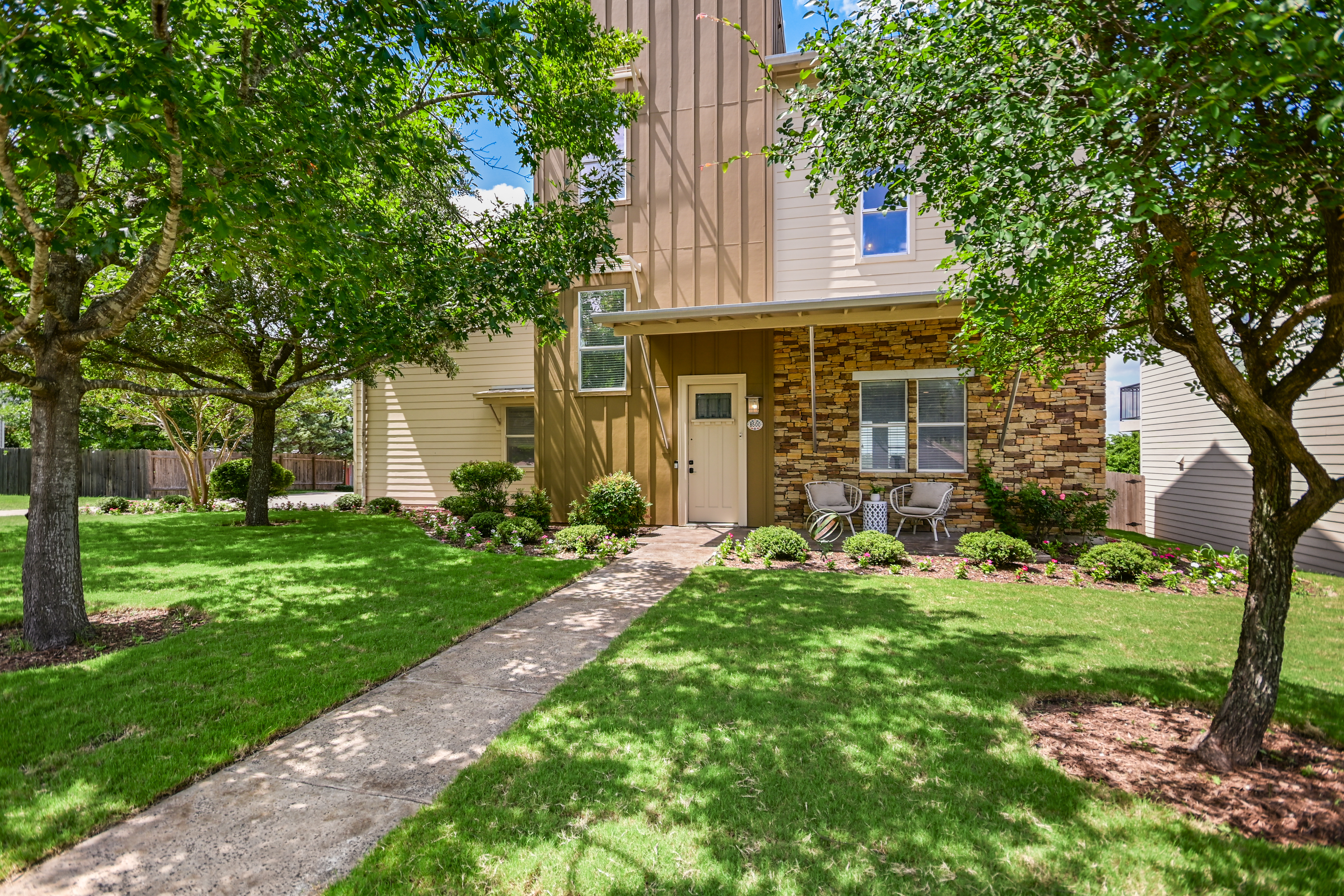  8500 Red Willow Drive Unit A , Austin, TX 78736 - 物件實景