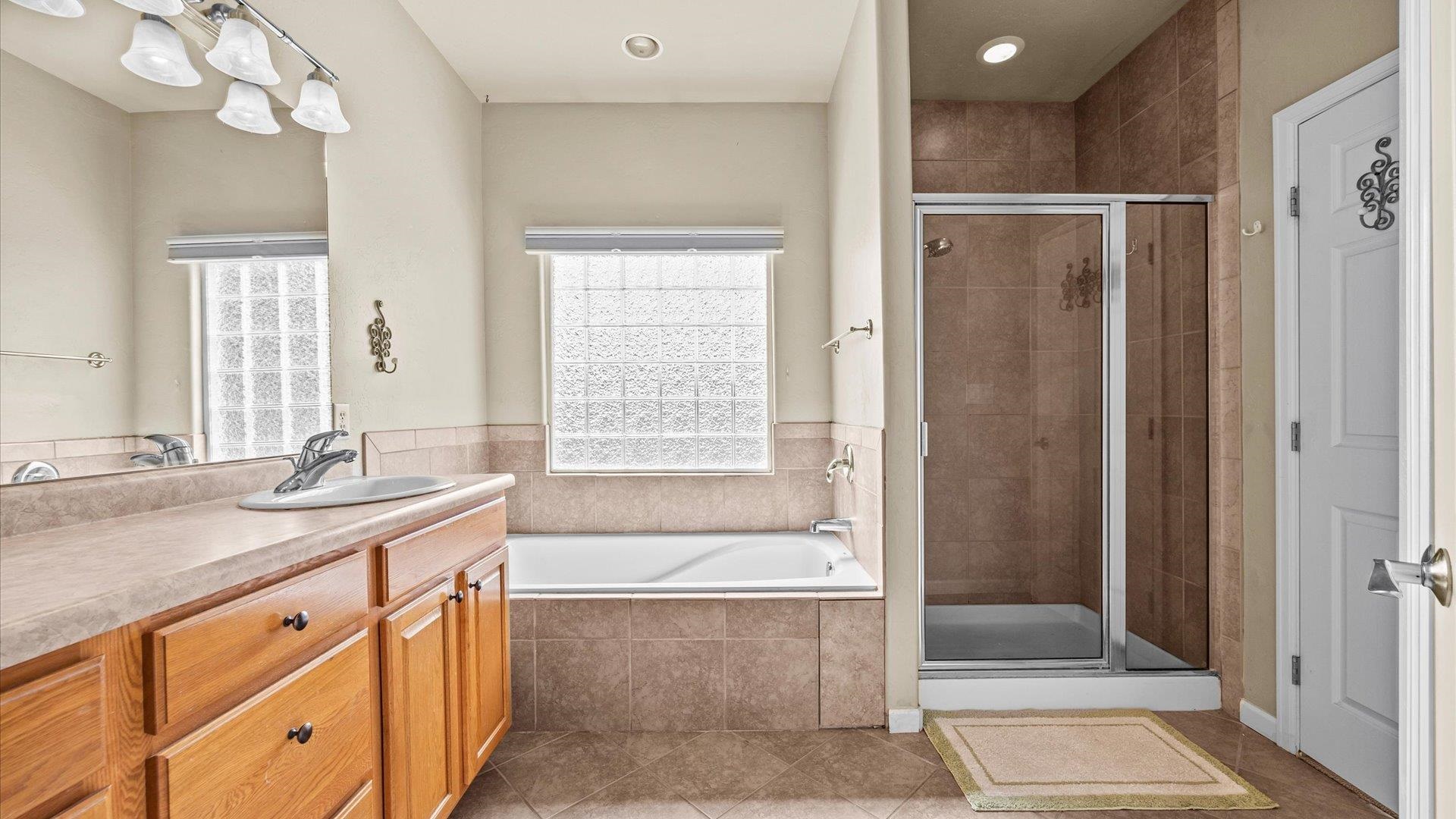 Grand Junction, Colorado, 81504, United States, 4 Bedrooms Bedrooms, ,2 BathroomsBathrooms,Residential,For Sale,1932359