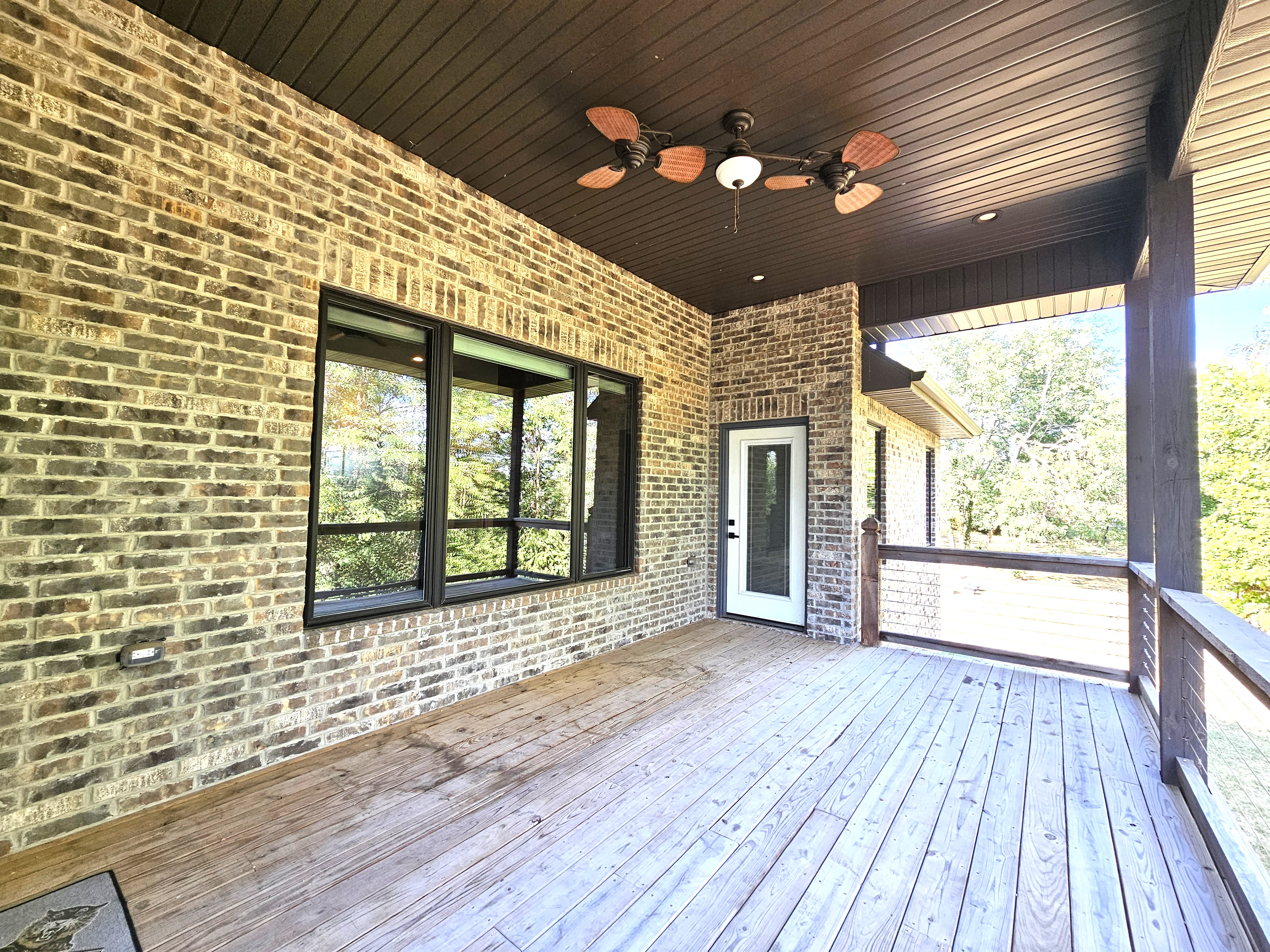 SPRINGFIELD, Missouri, 65804, United States, 4 Bedrooms Bedrooms, ,4 BathroomsBathrooms,Residential,For Sale,1996433