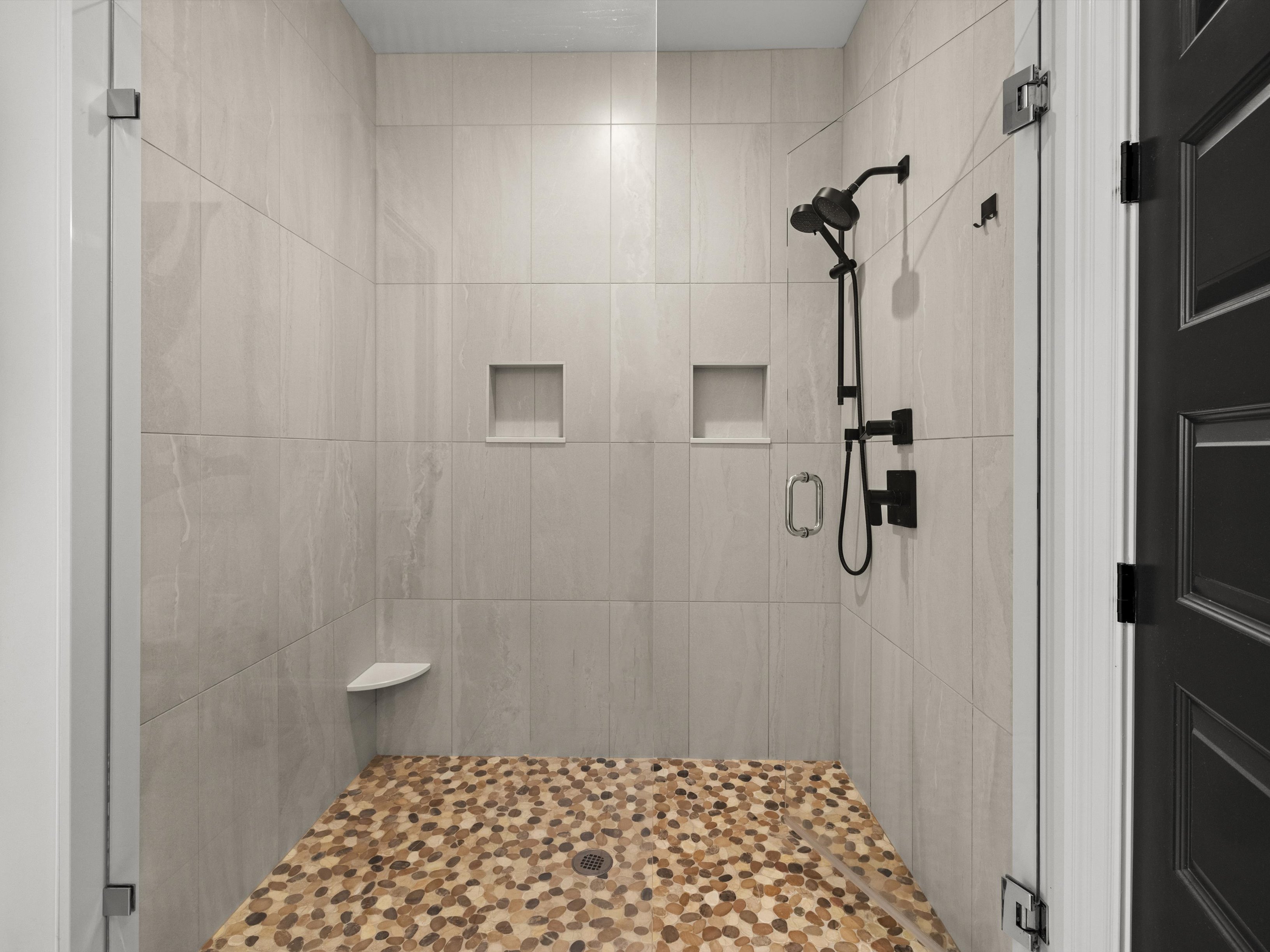  Warm, Welcoming, and Built to Impress—Custom Craftsman in a Premier Setting - 物件實景