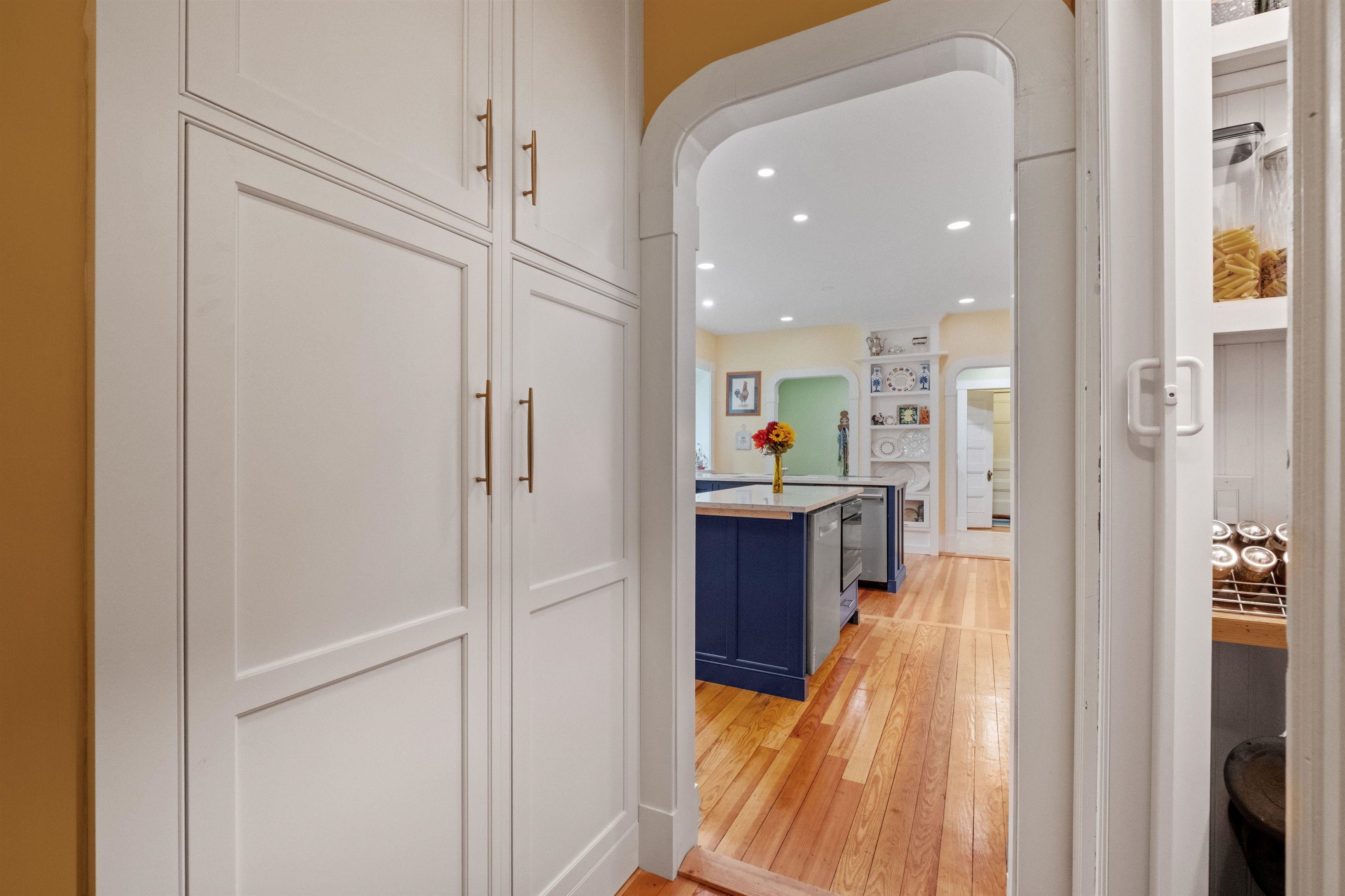 Claremont, New Hampshire, 03743, United States, 7 Bedrooms Bedrooms, ,2 BathroomsBathrooms,Residential,For Sale,1846493