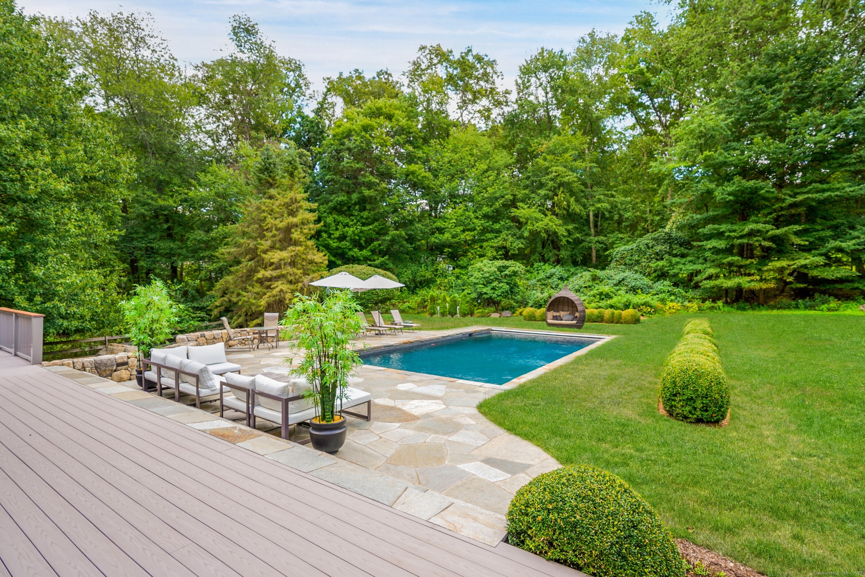 Westport, Connecticut, 06880, United States, 5 Bedrooms Bedrooms, ,6 BathroomsBathrooms,Residential,For Sale,1940592