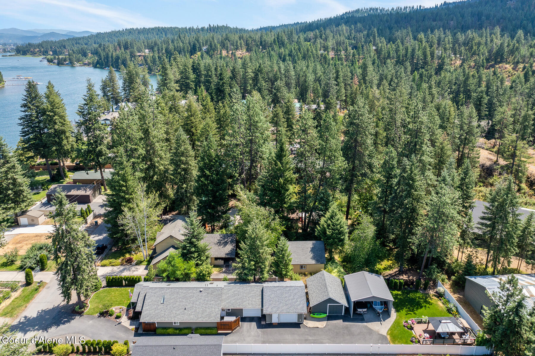 Coeur d'Alene, Idaho, 83814, United States, 3 Bedrooms Bedrooms, ,2 BathroomsBathrooms,Residential,For Sale,1895334